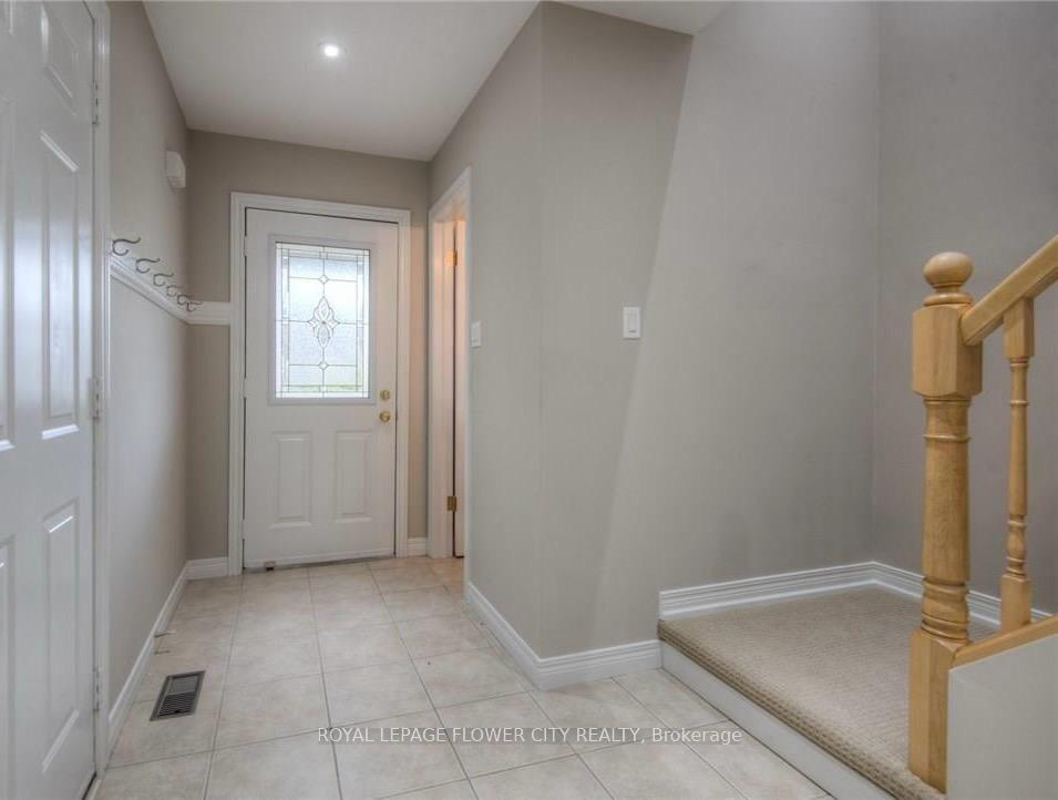 Photo 19 of 308 Pineland Place, Waterloo, Columbia Forest — HOMEH