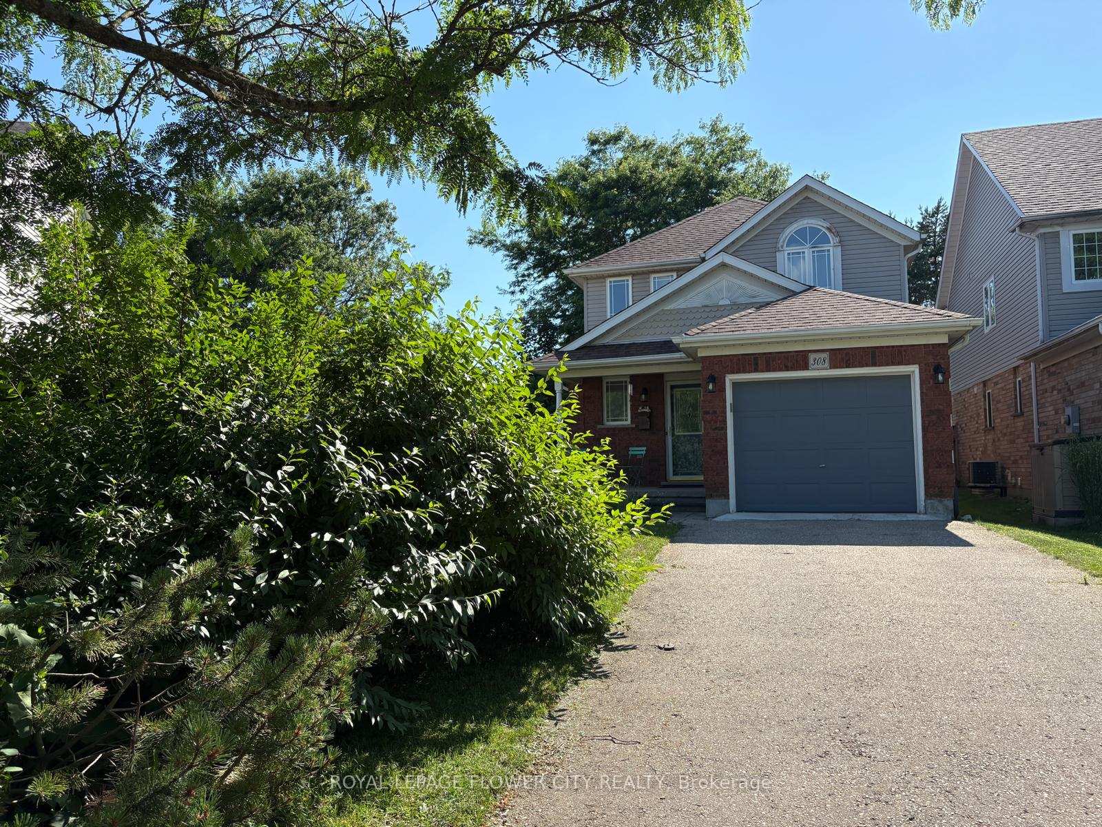 Photo 21 of 308 Pineland Place, Waterloo, Columbia Forest — HOMEH