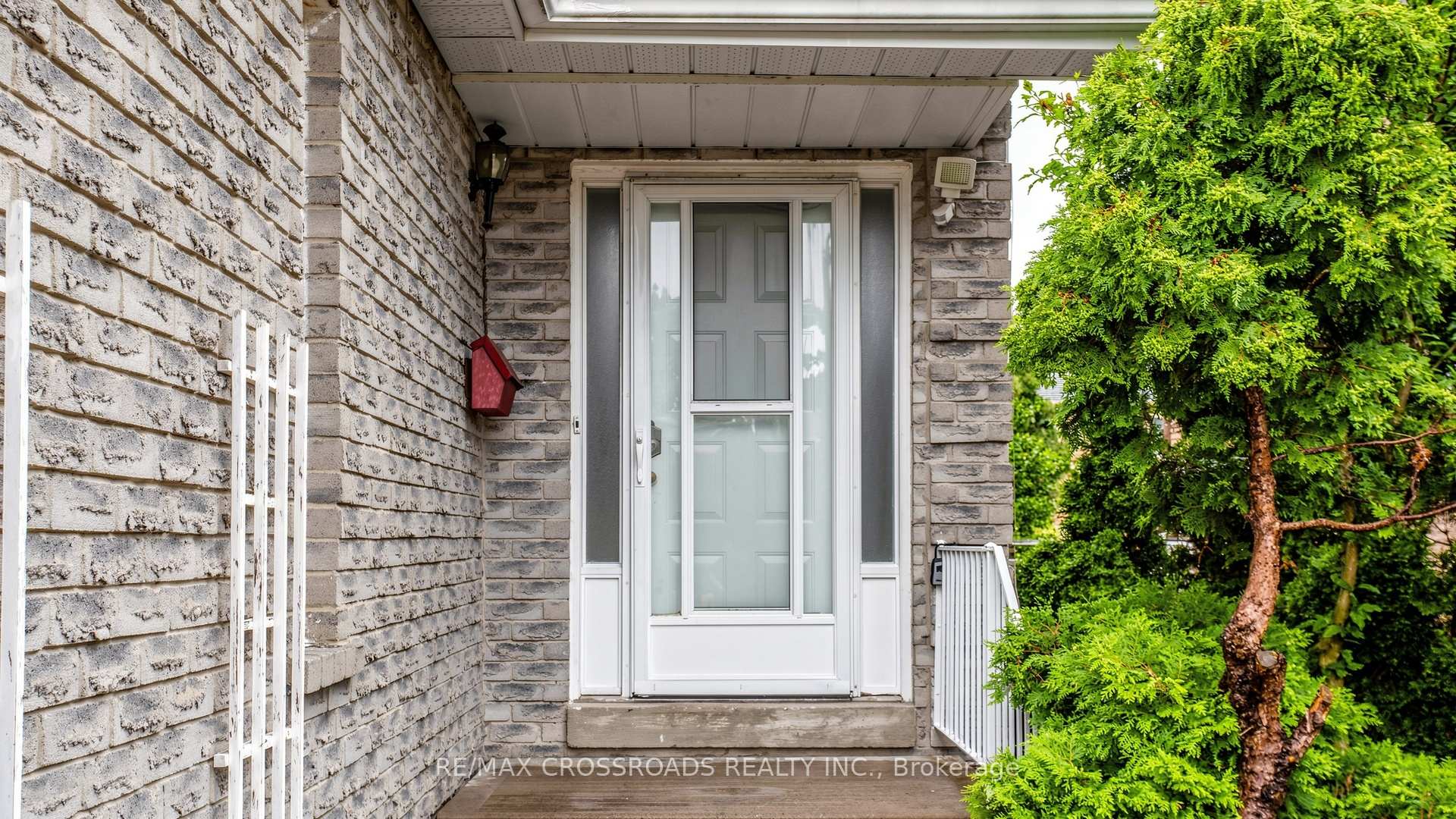 Photo 9 of 70 Halfmoon Square, Scarborough, Highland Creek — HOMEH