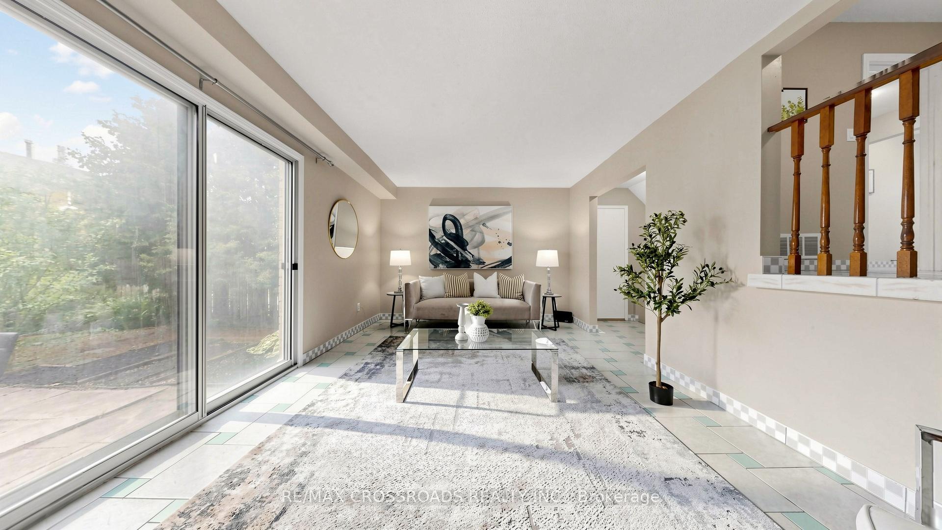 Photo 14 of 70 Halfmoon Square, Scarborough, Highland Creek — HOMEH