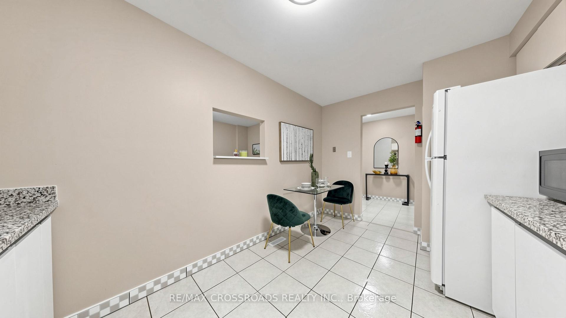 Photo 21 of 70 Halfmoon Square, Scarborough, Highland Creek — HOMEH