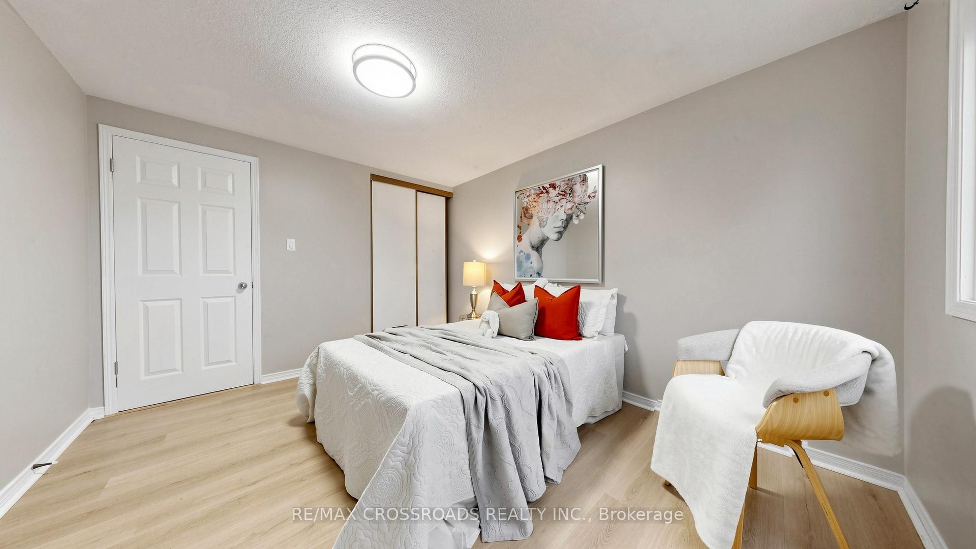 Photo 30 of 70 Halfmoon Square, Scarborough, Highland Creek — HOMEH