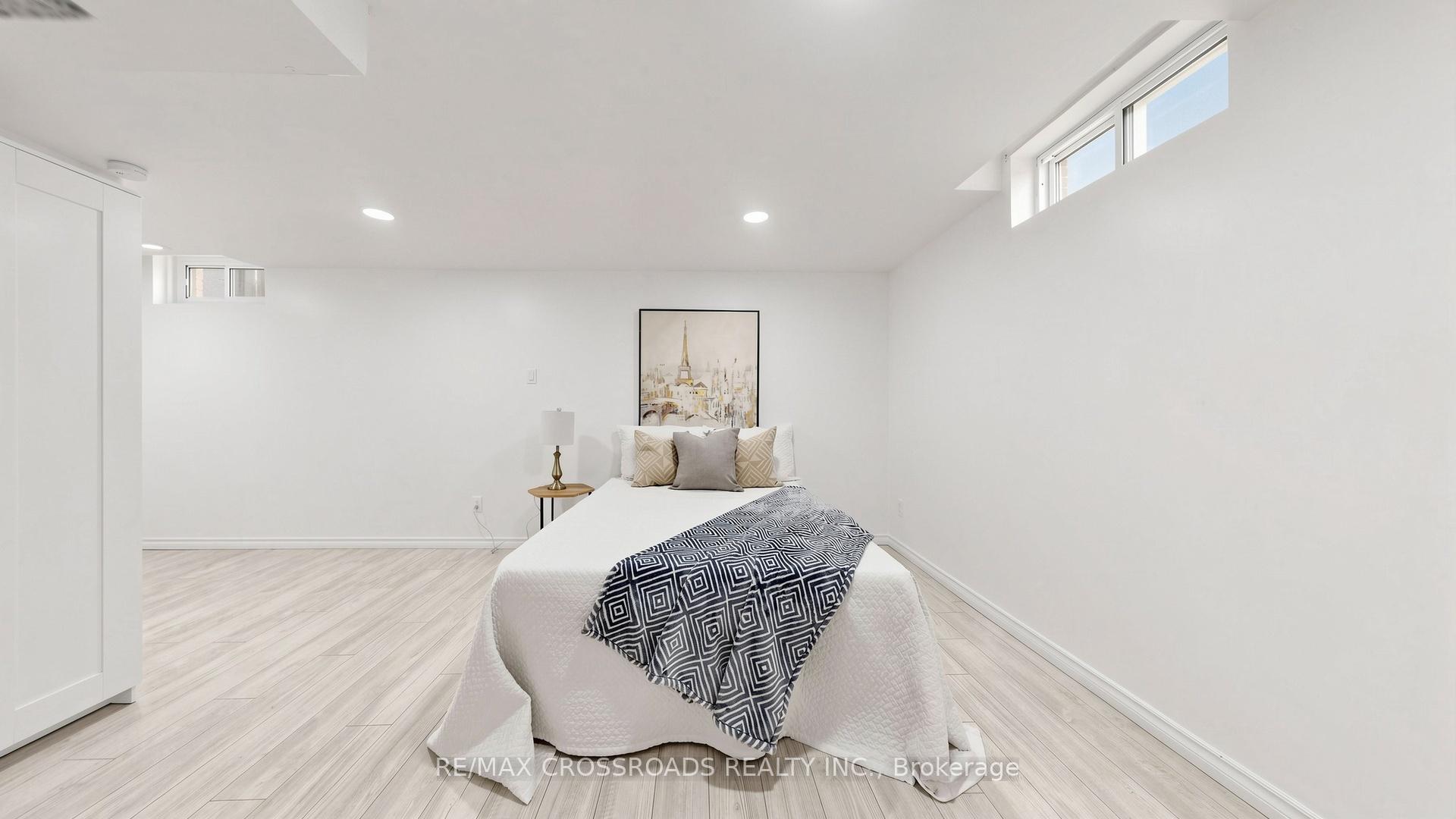 Photo 41 of 70 Halfmoon Square, Scarborough, Highland Creek — HOMEH