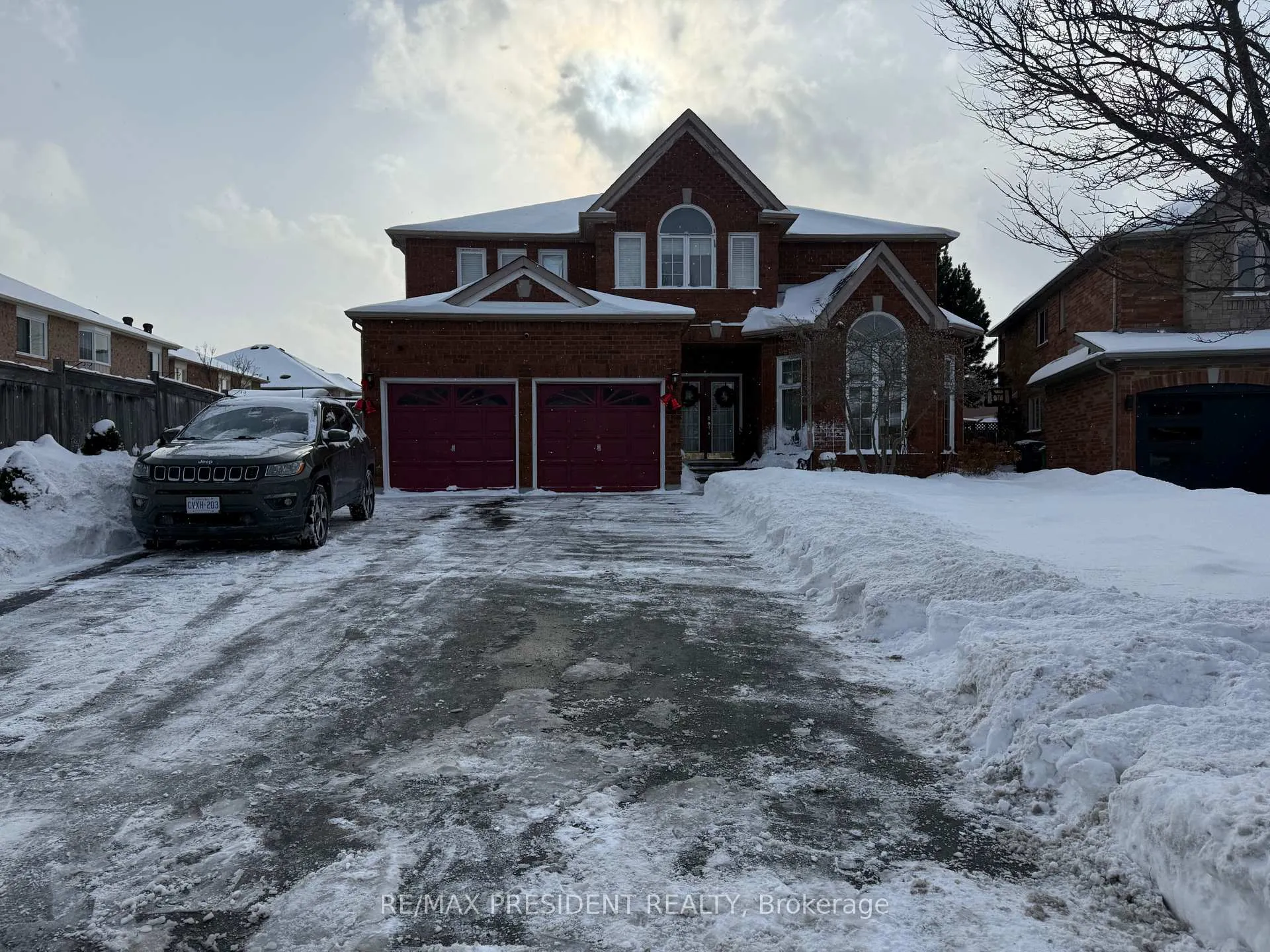 Photo 1 of 4 Tall Oaks Place, Brampton, Sandringham-Wellington — HOMEH