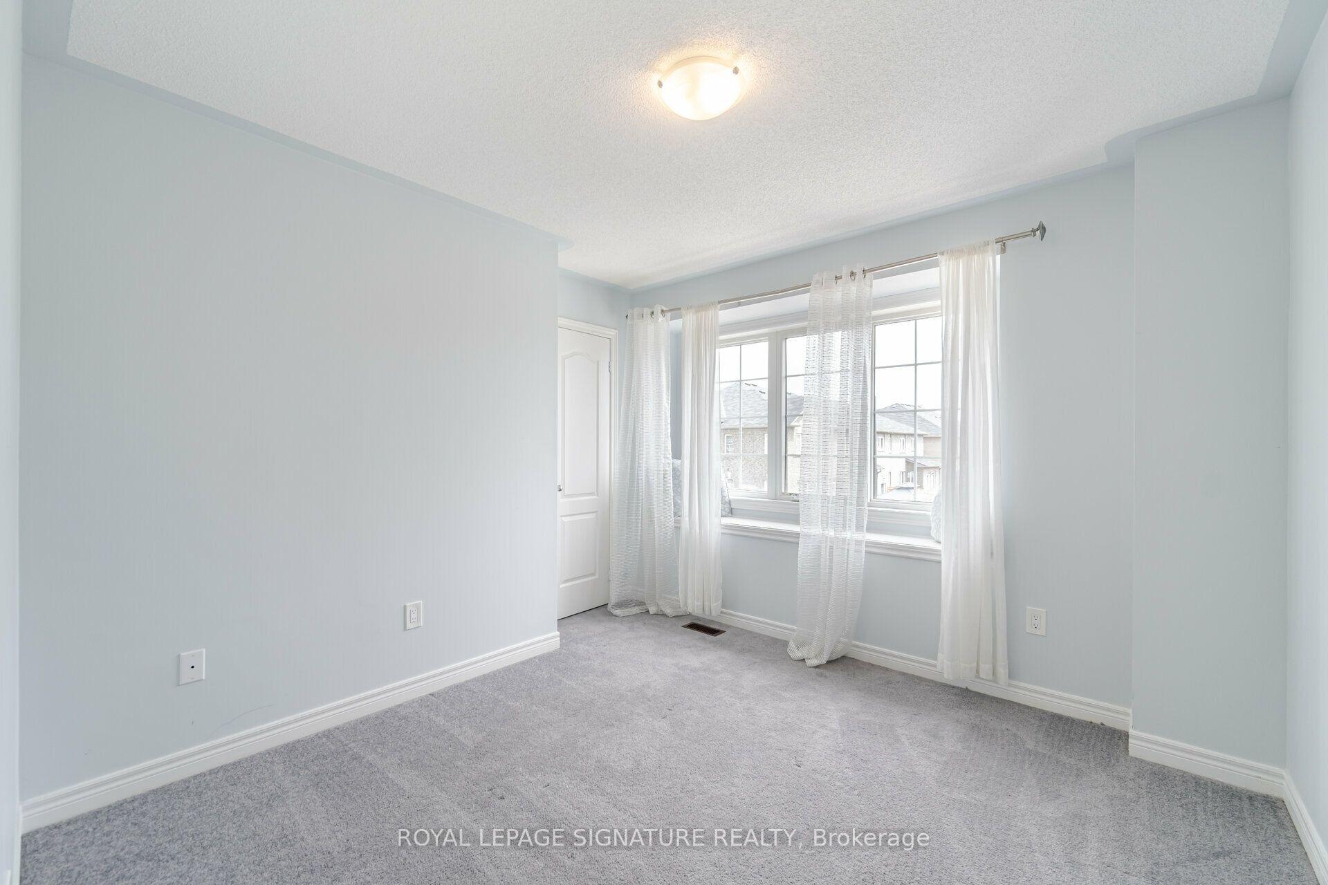 Photo 28 of 159 Bronson Terrace, Milton, Ford — HOMEH