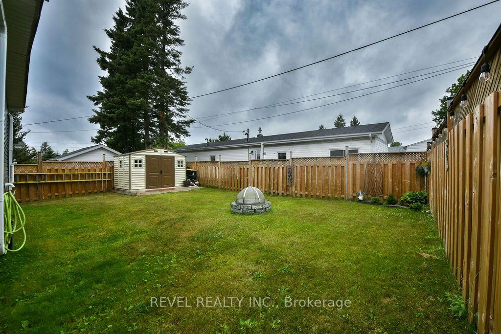 Photo 26 of 44 Homestead Drive, Timmins, TNE - Trailer Parks — HOMEH