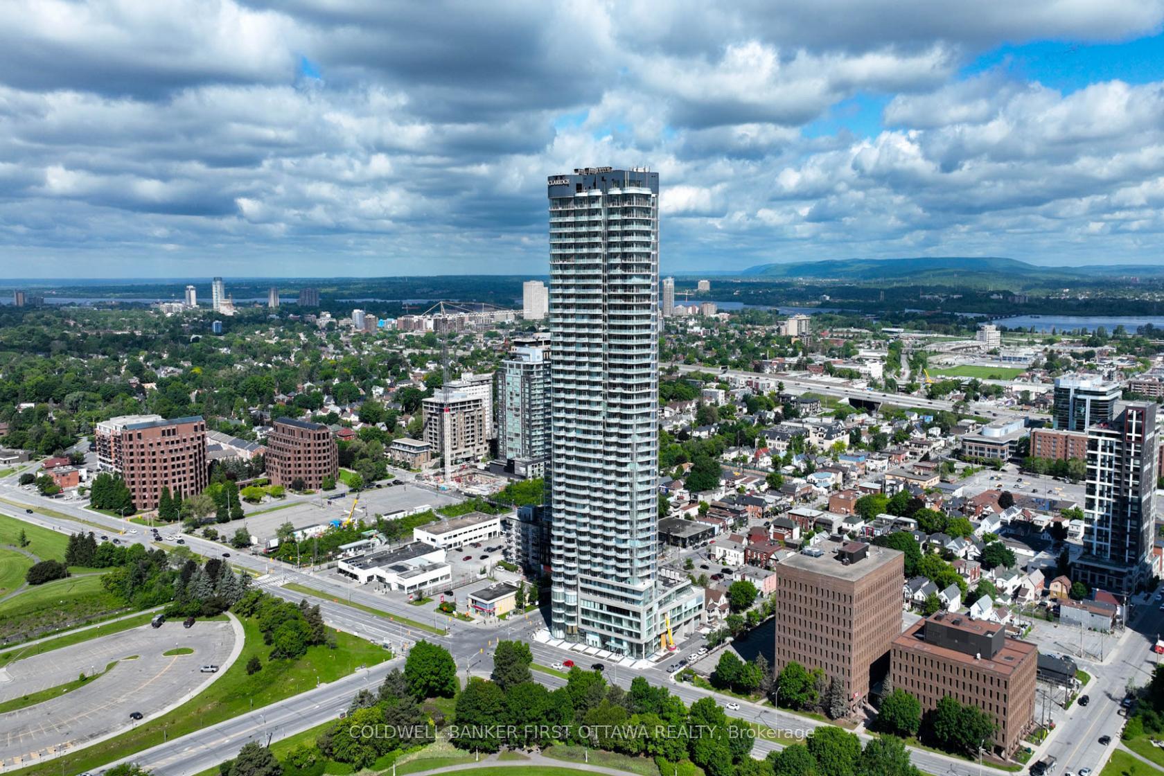 Photo of Unit 3601, 805 Carling Avenue