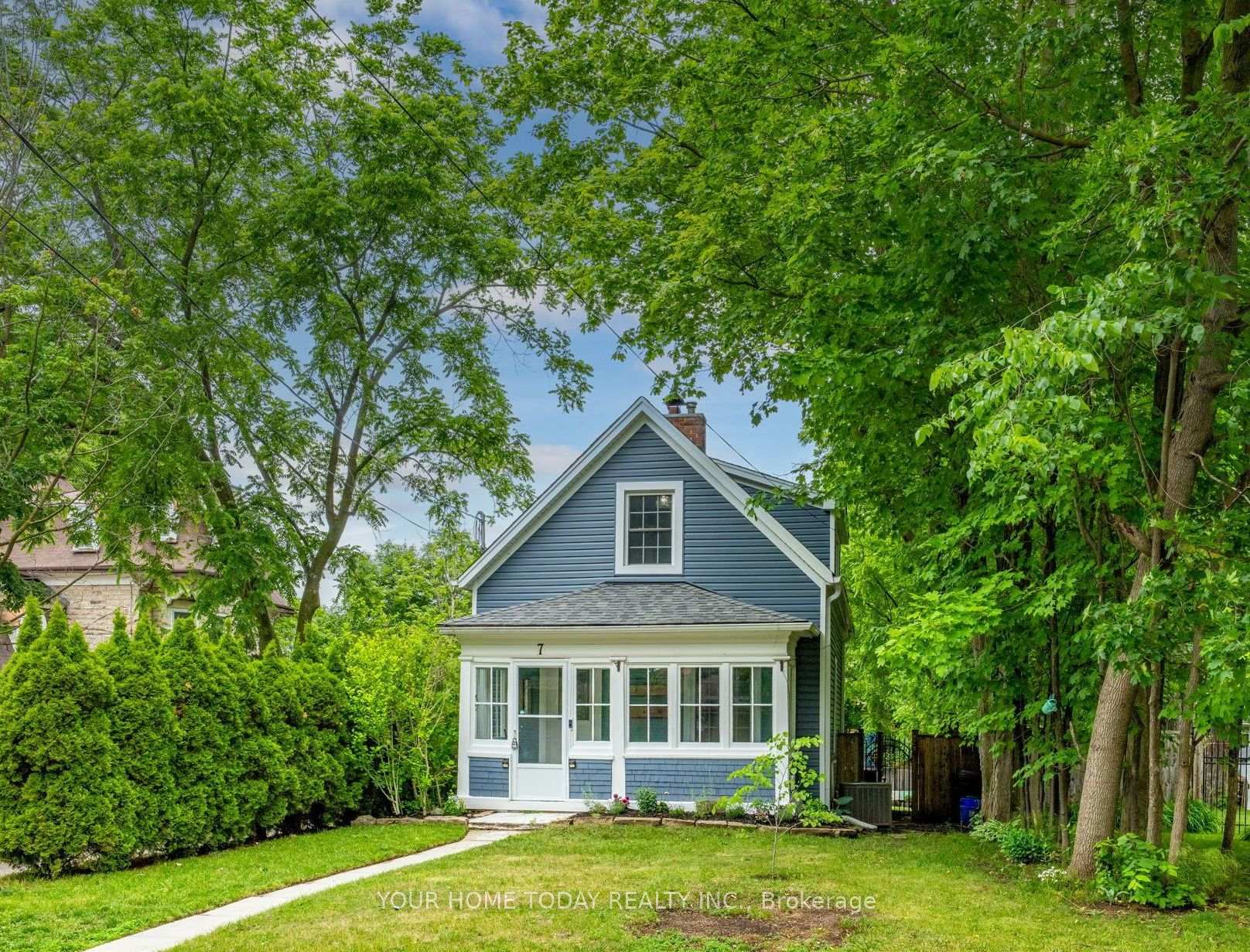 Photo 1 of 7 Albert Street, Halton Hills, Georgetown — HOMEH