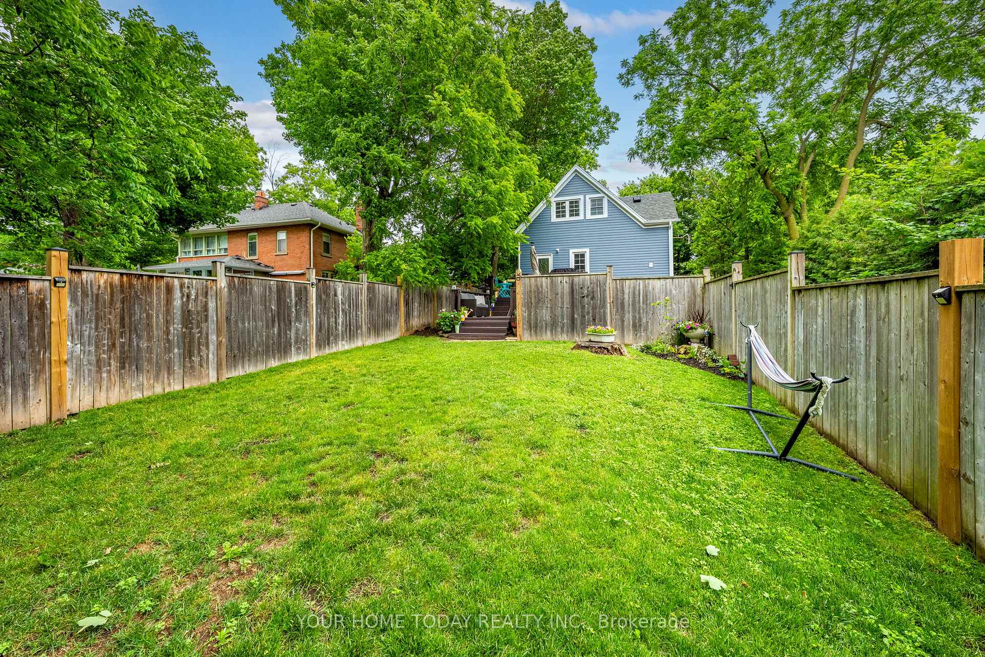 Photo 32 of 7 Albert Street, Halton Hills, Georgetown — HOMEH
