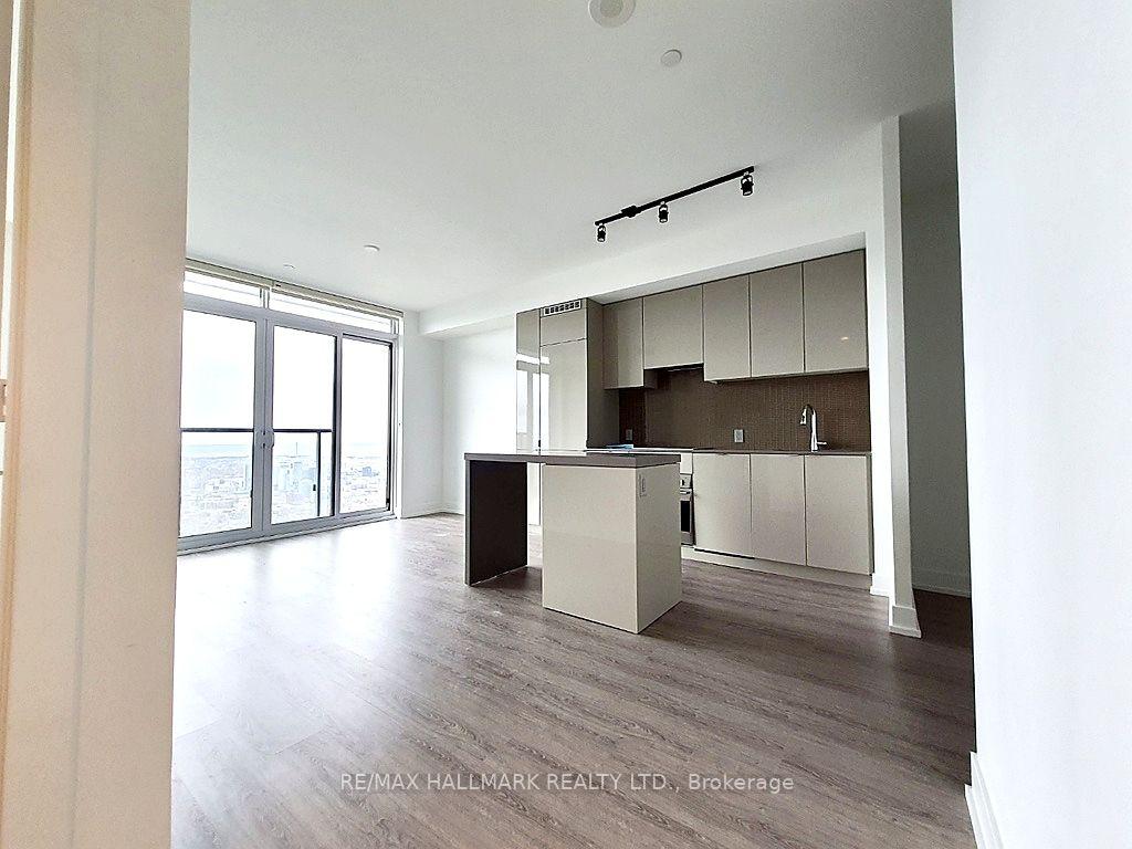 Photo 2 of Unit 5808, 7 Grenville Street, Toronto, Bay Street Corridor — HOMEH