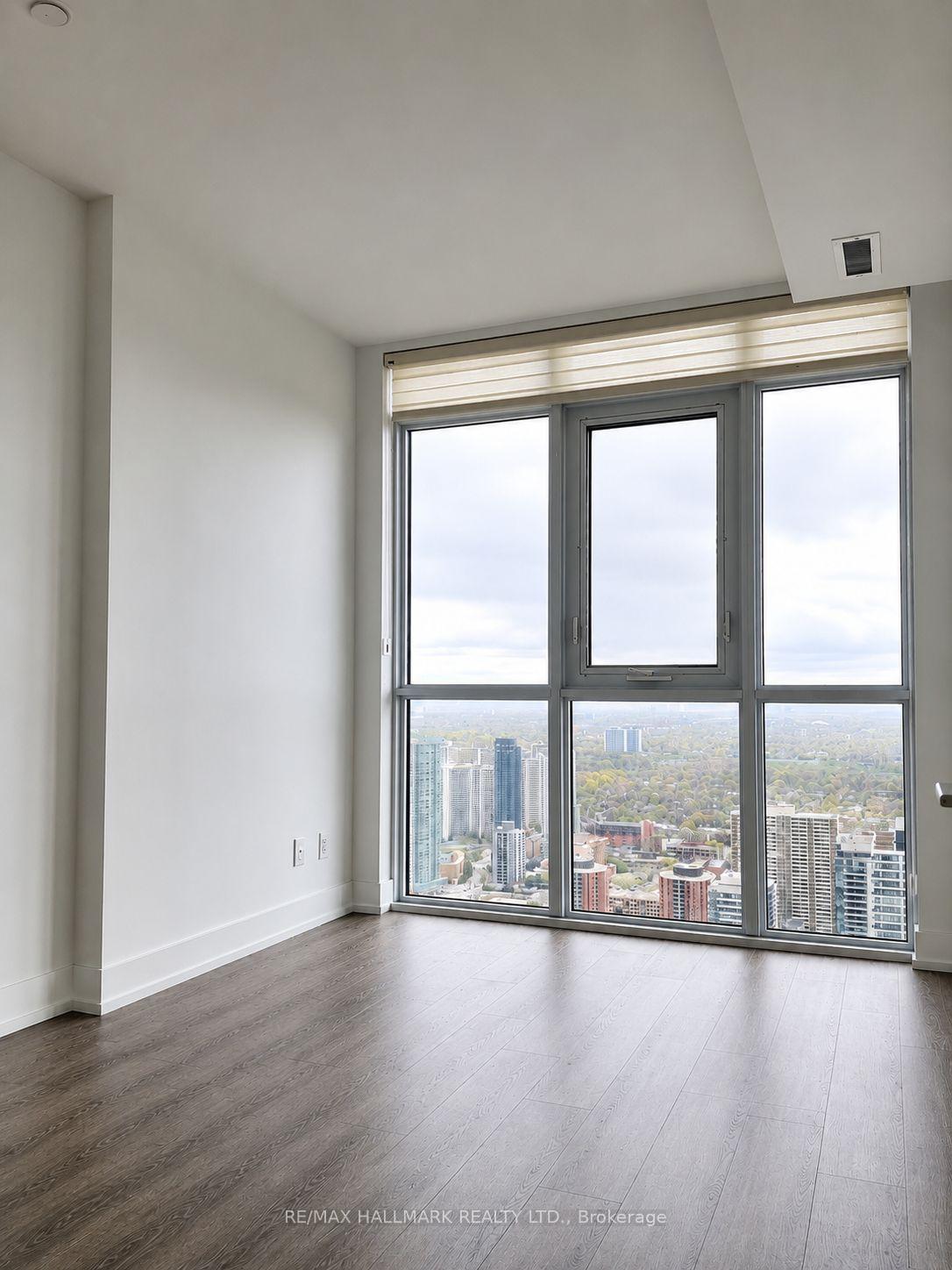 Photo 7 of Unit 5808, 7 Grenville Street, Toronto, Bay Street Corridor — HOMEH