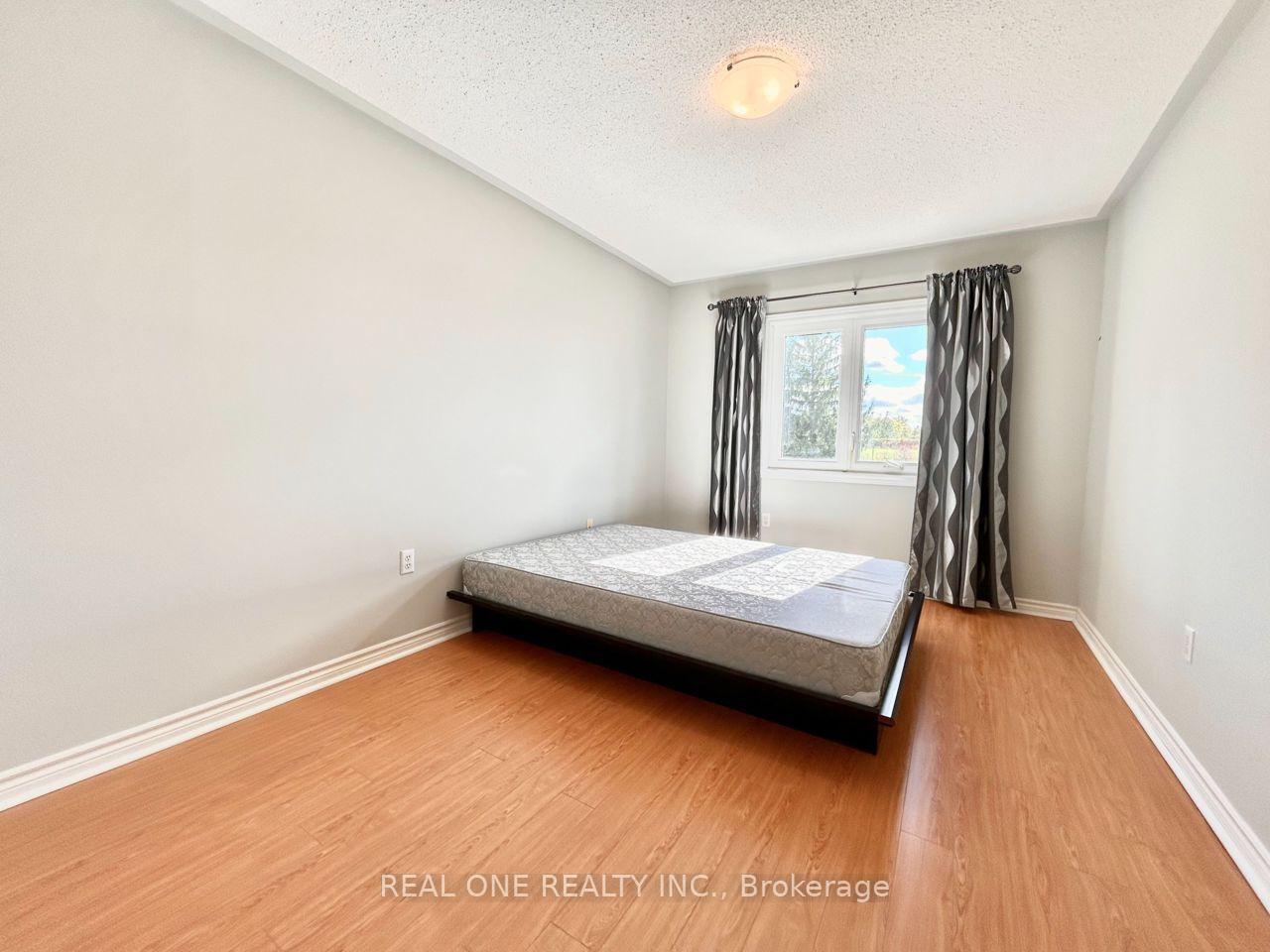 Photo 11 of 48 Primeau Drive, Aurora, Aurora Grove — HOMEH