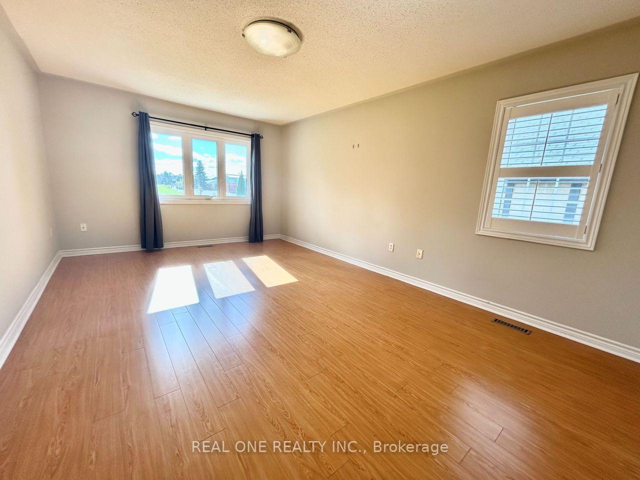 Photo 18 of 48 Primeau Drive, Aurora, Aurora Grove — HOMEH
