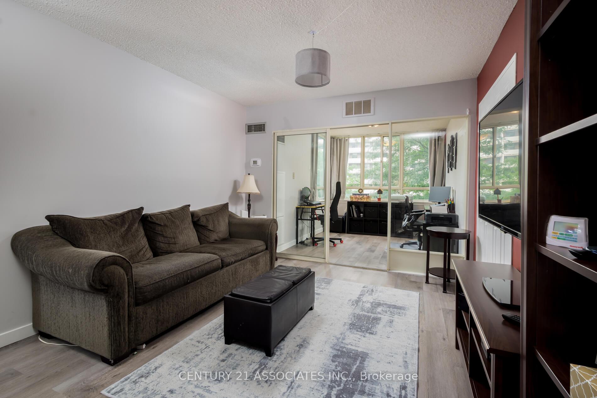 Photo 7 of Unit 402, 5 Lisa Street, Brampton, Queen Street Corridor — HOMEH
