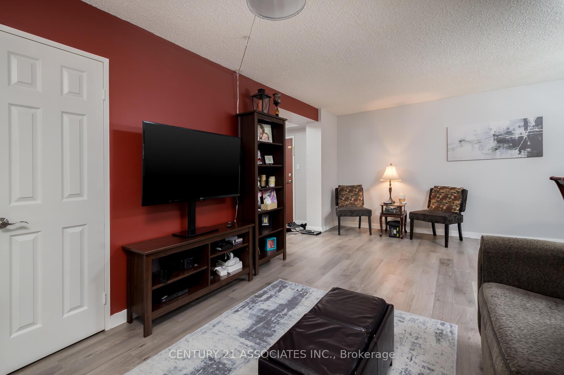 Photo 10 of Unit 402, 5 Lisa Street, Brampton, Queen Street Corridor — HOMEH