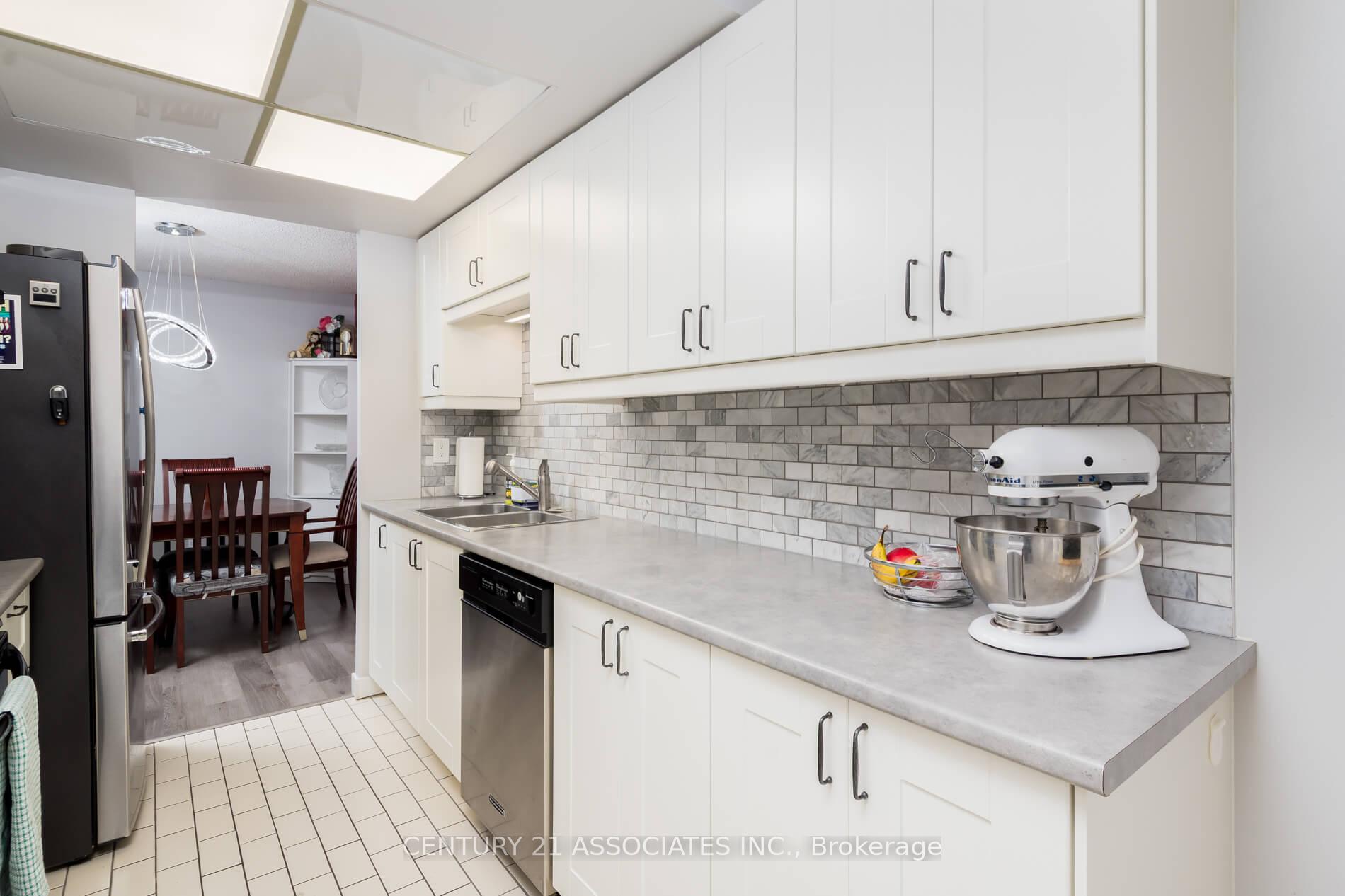 Photo 17 of Unit 402, 5 Lisa Street, Brampton, Queen Street Corridor — HOMEH