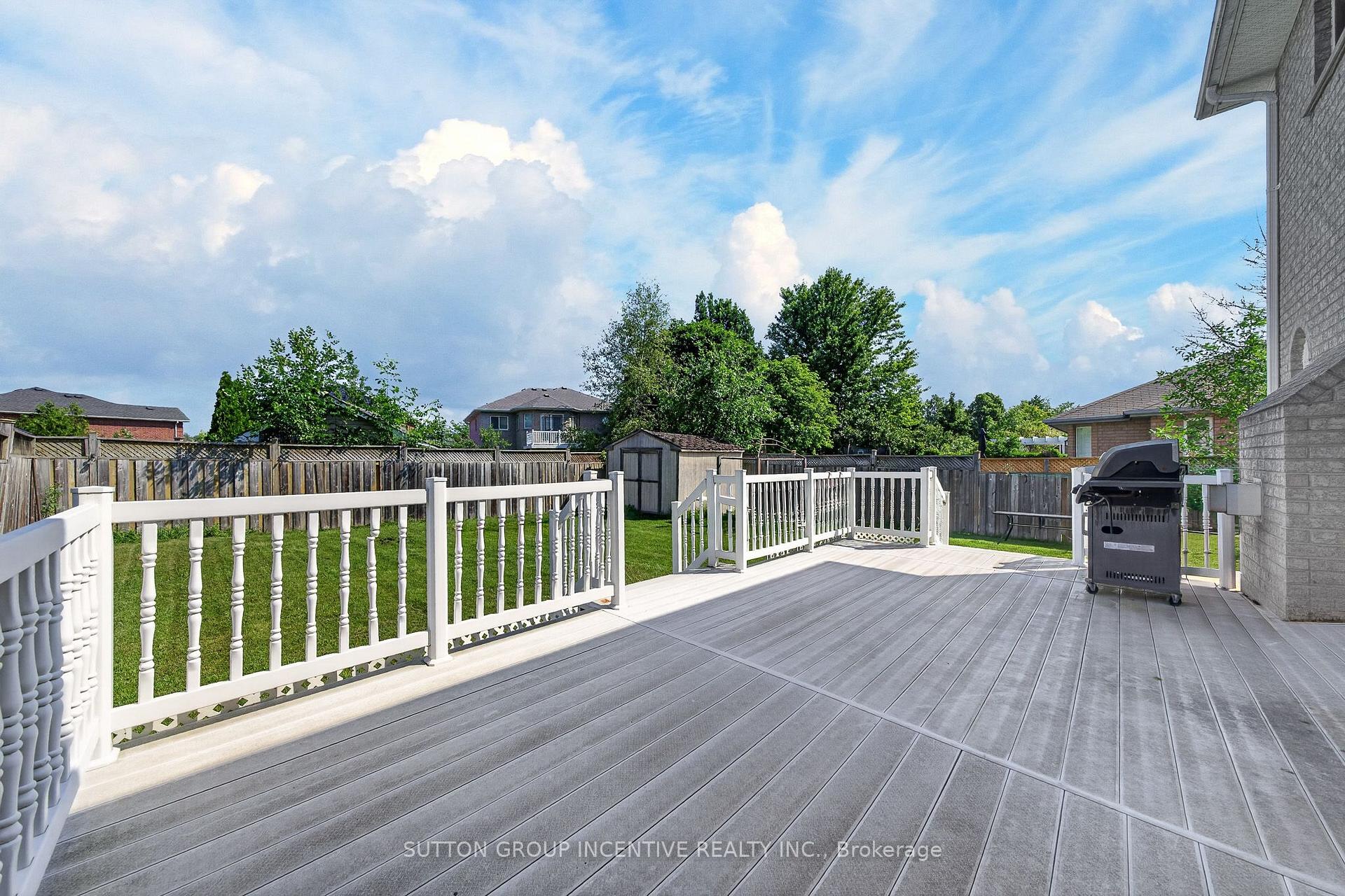 Photo 19 of 850 Leslie Drive, Innisfil, Alcona — HOMEH