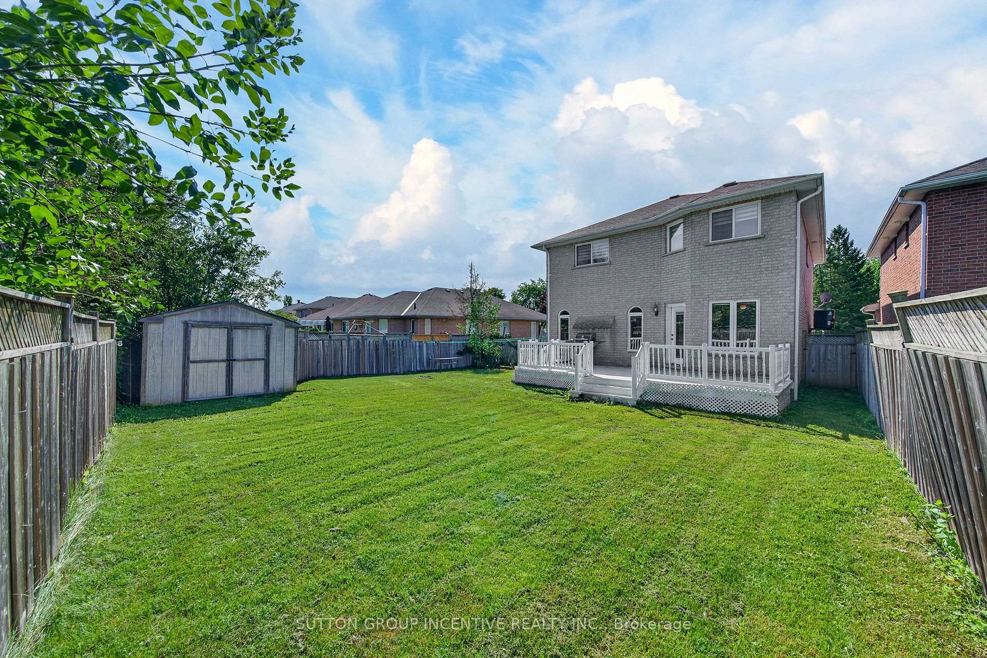 Photo 21 of 850 Leslie Drive, Innisfil, Alcona — HOMEH