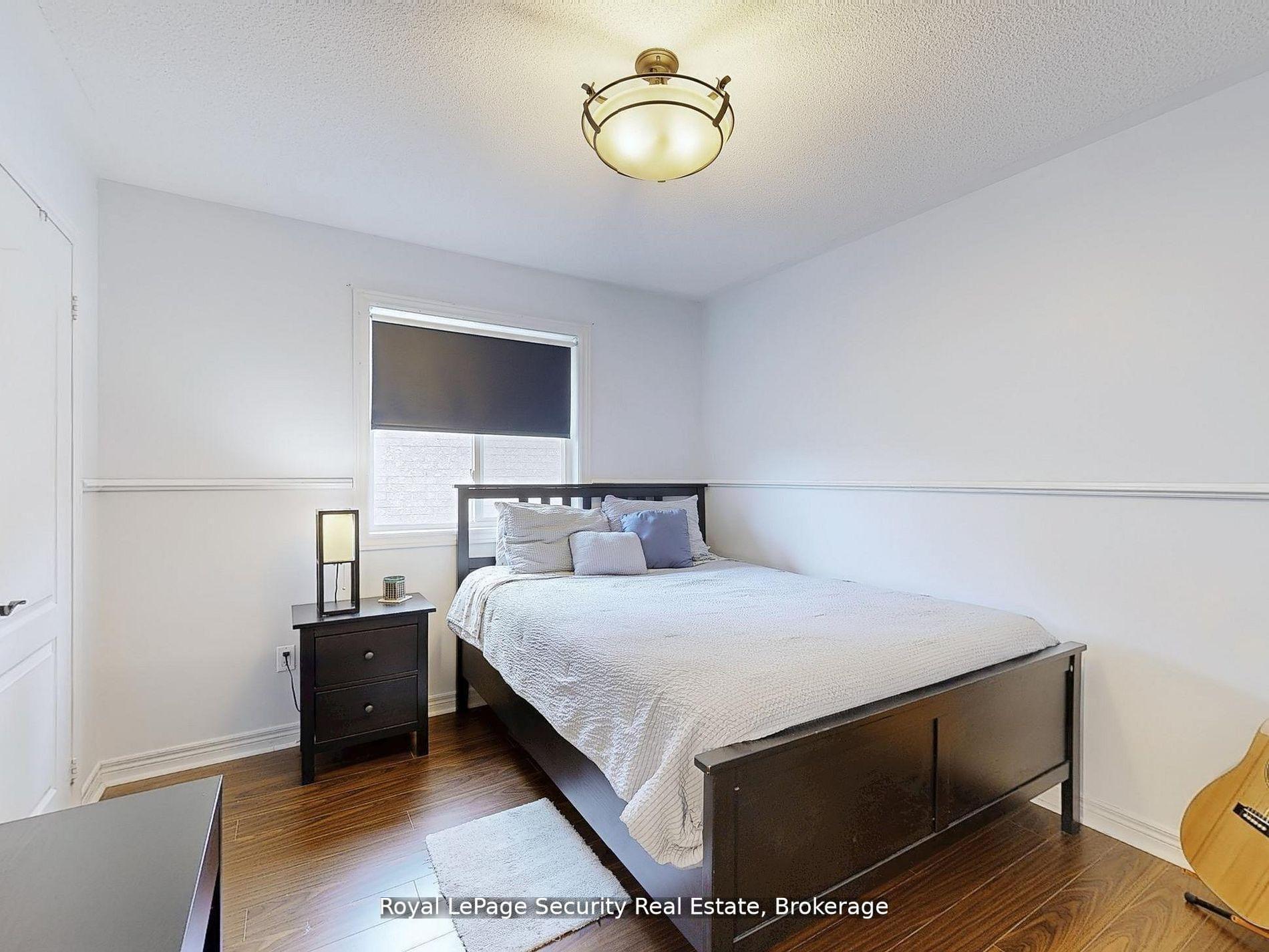 Photo 32 of 128 Daiseyfield Crescent, Vaughan, Vellore Village — HOMEH
