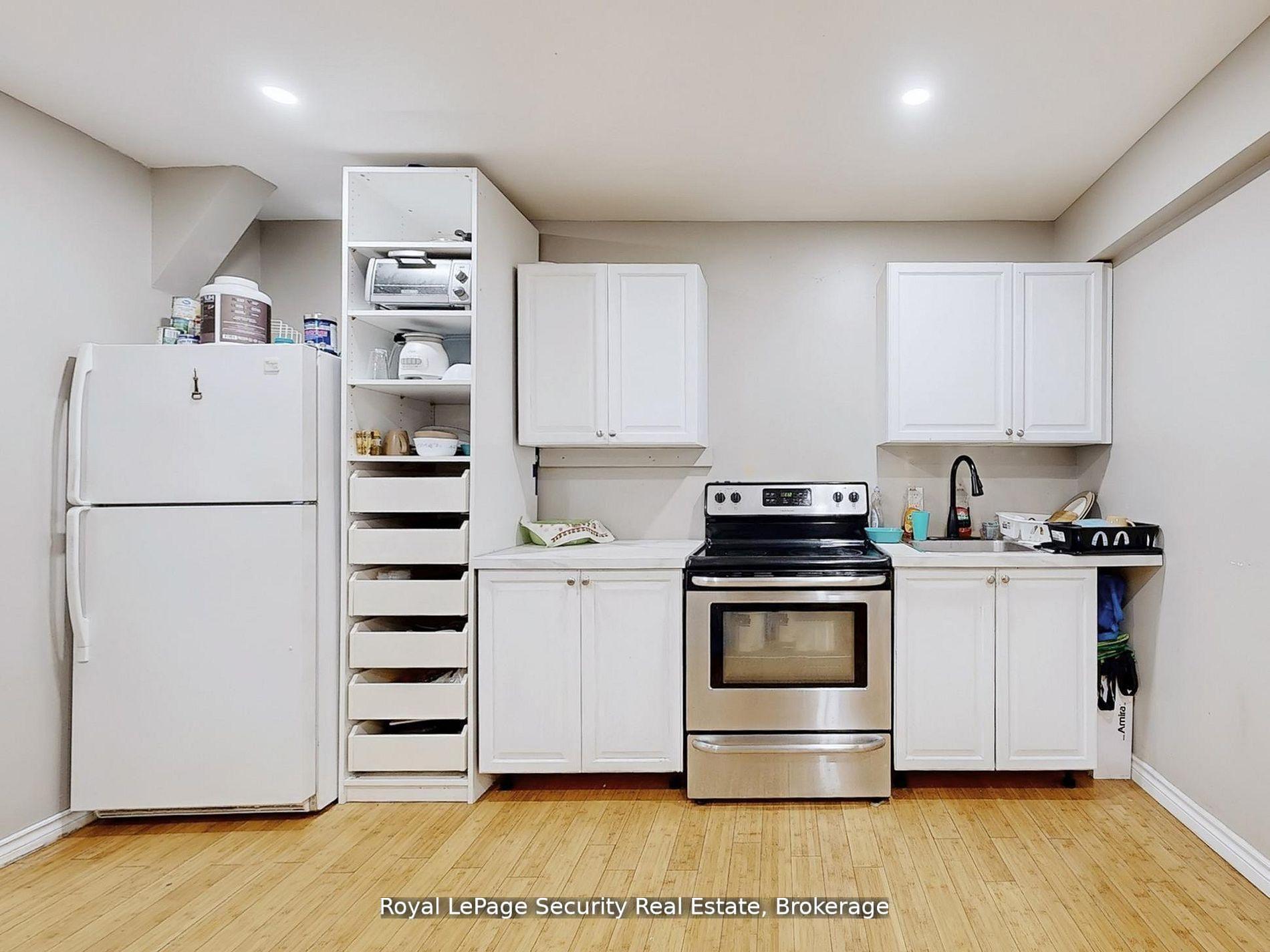 Photo 40 of 128 Daiseyfield Crescent, Vaughan, Vellore Village — HOMEH