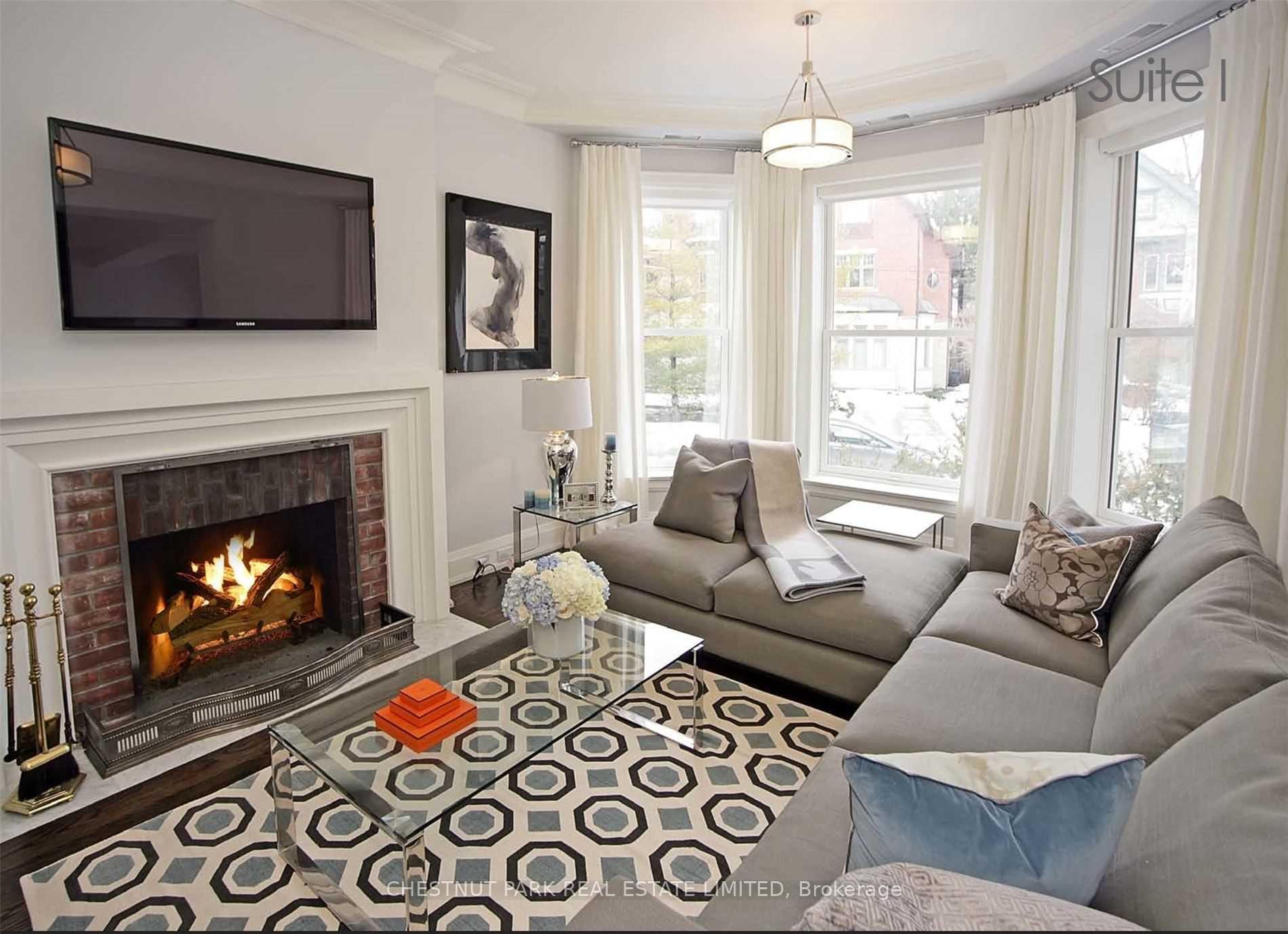 Photo 2 of Unit 1, 16 Scarth Road, Toronto, Rosedale-Moore Park — HOMEH