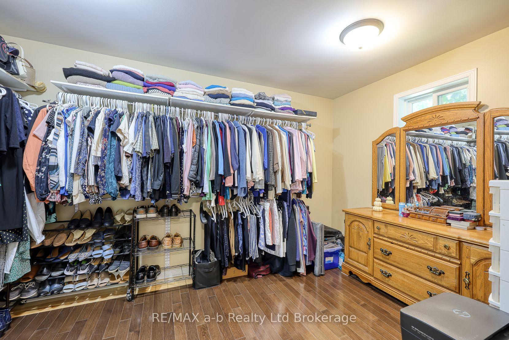 Photo 18 of 11 Cornish Crescent, Ingersoll, Ingersoll - South — HOMEH