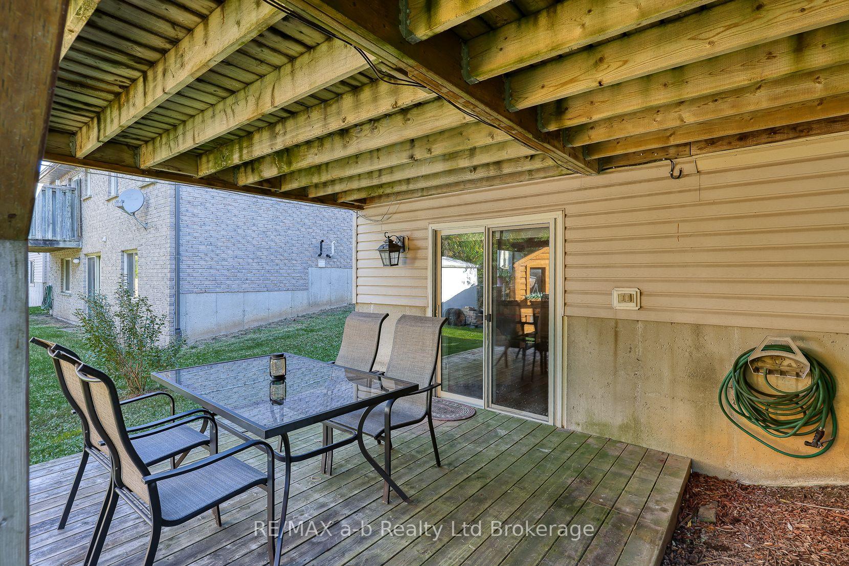 Photo 31 of 11 Cornish Crescent, Ingersoll, Ingersoll - South — HOMEH