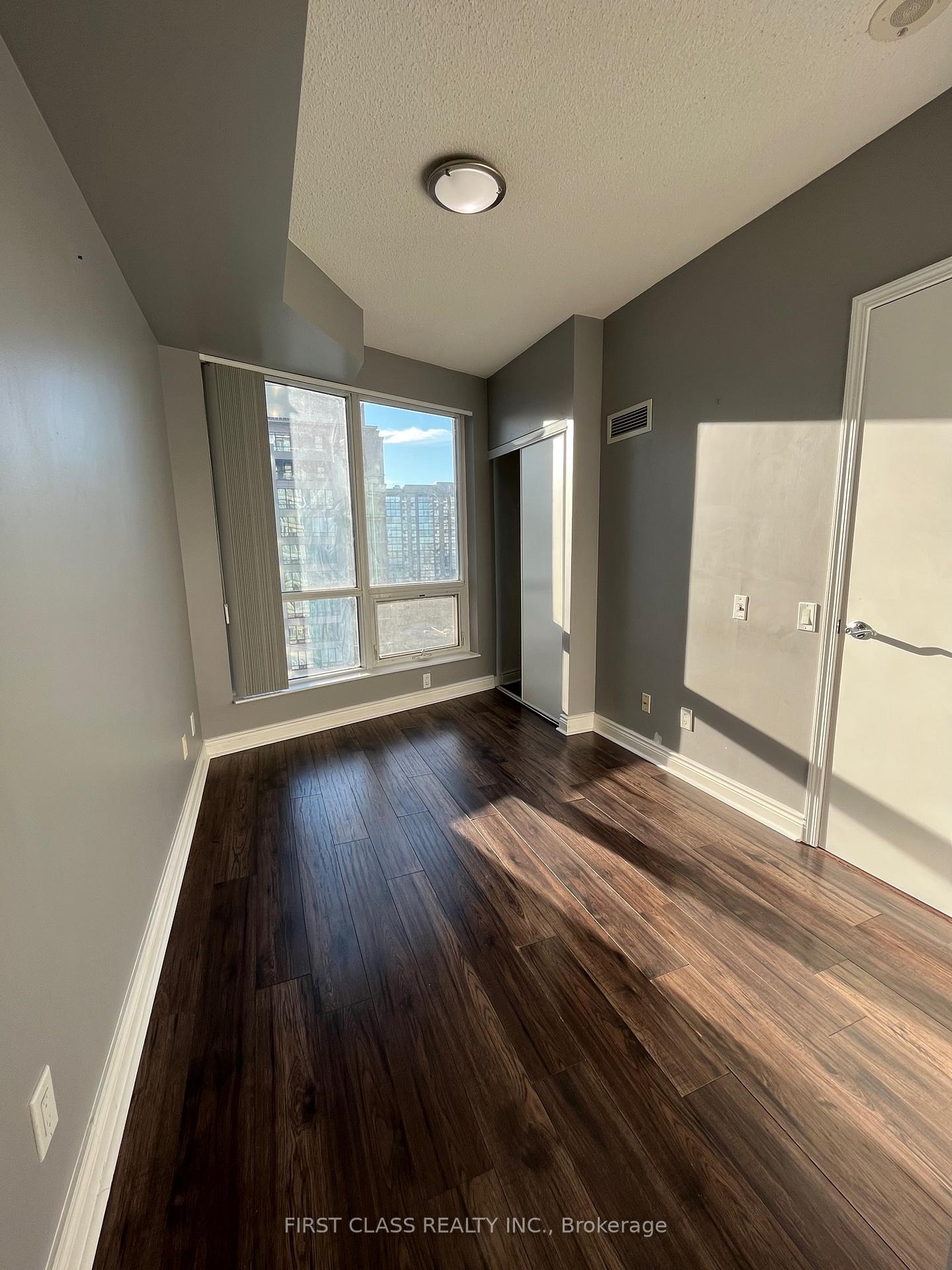 Photo 5 of Unit 1012, 60 Byng Avenue, North York, Willowdale East — HOMEH