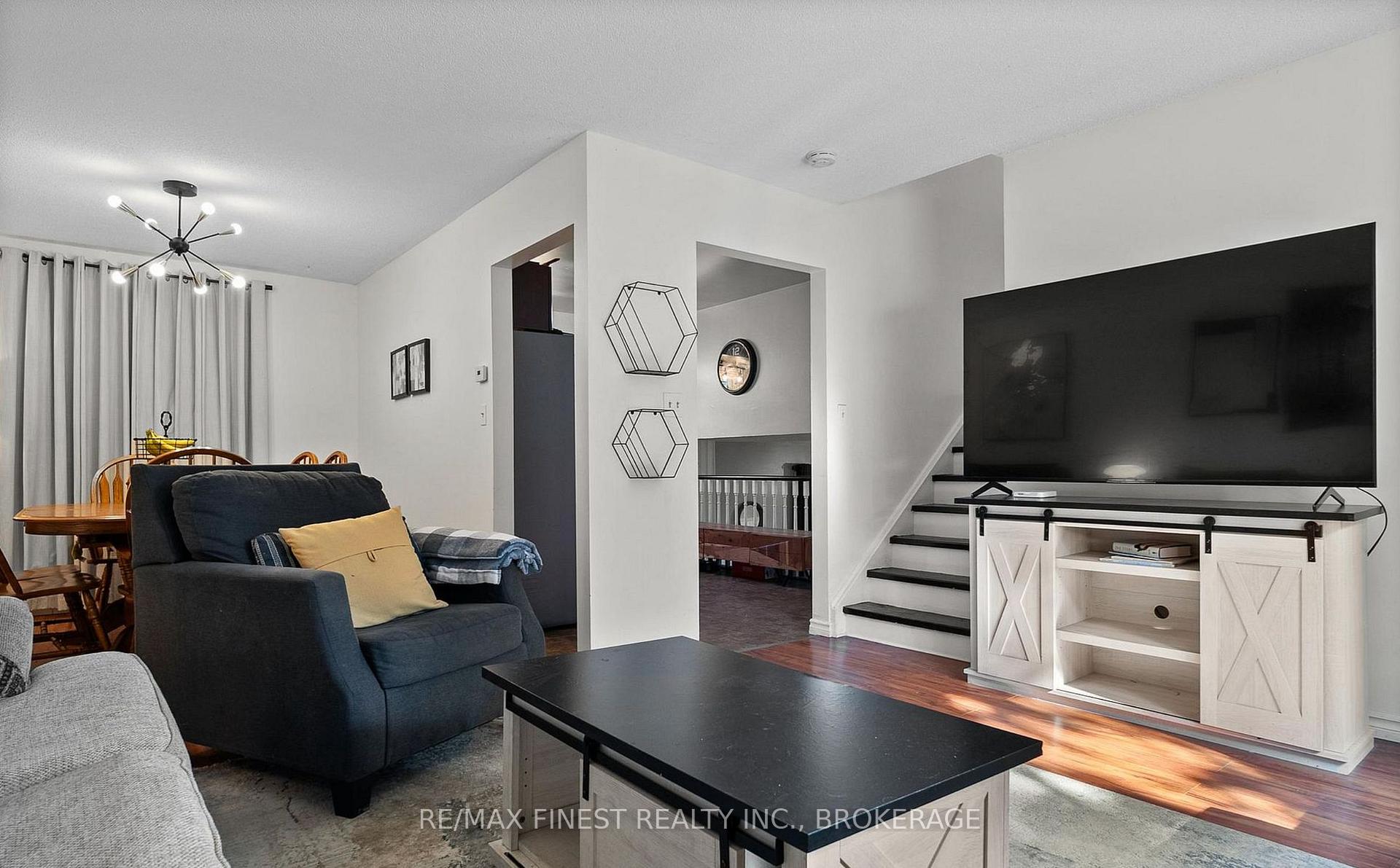 Photo 10 of 66 Nicholson Crescent, Loyalist, Amherstview — HOMEH