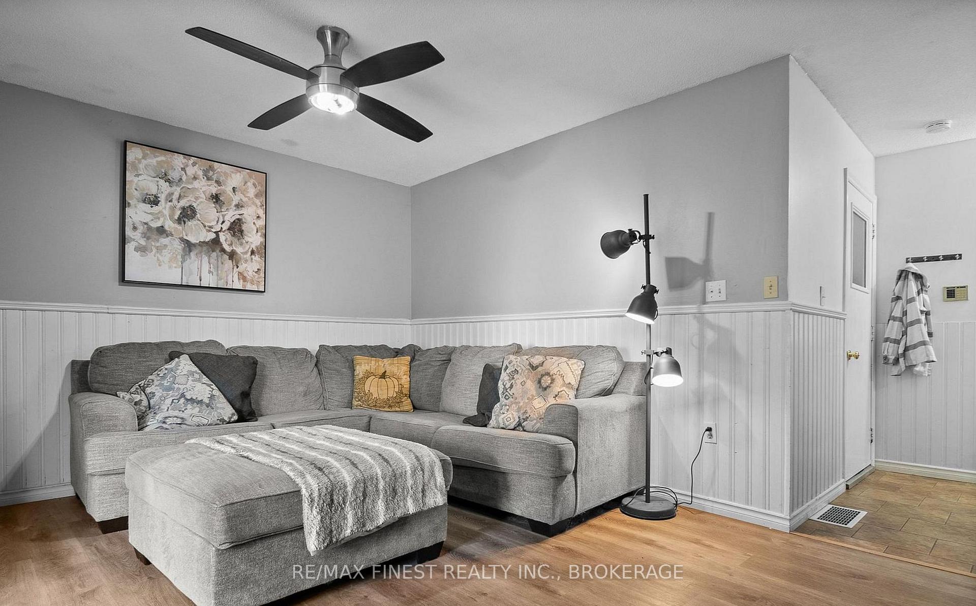 Photo 17 of 66 Nicholson Crescent, Loyalist, Amherstview — HOMEH