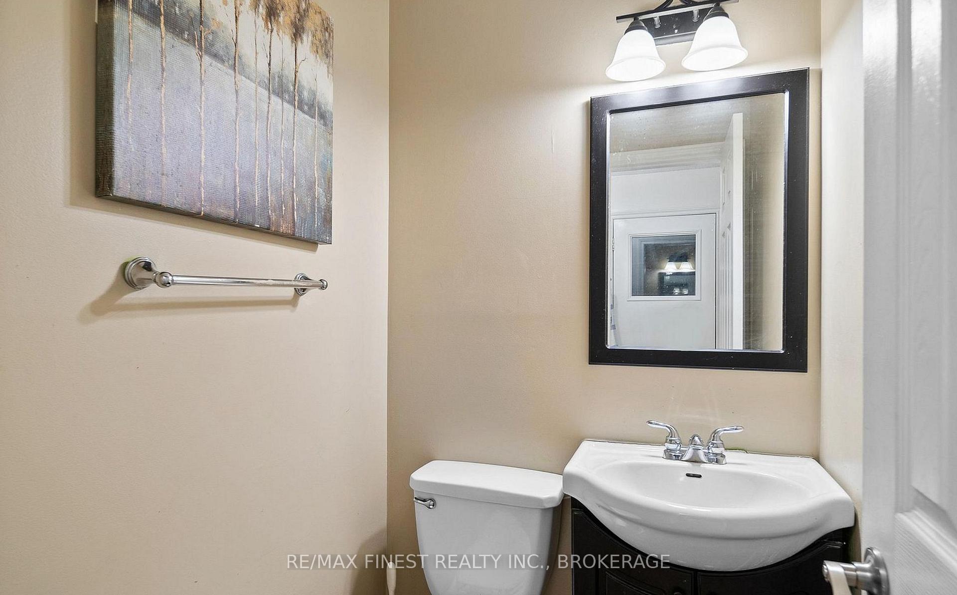 Photo 21 of 66 Nicholson Crescent, Loyalist, Amherstview — HOMEH