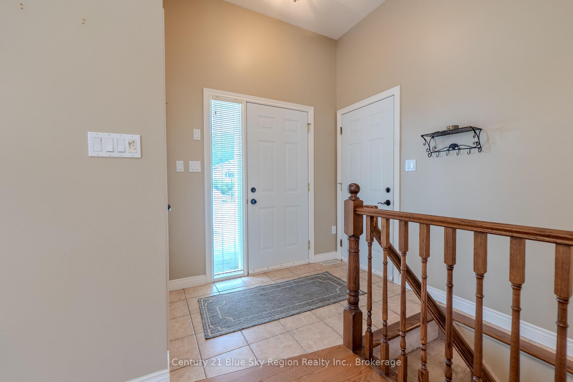 Photo 4 of 304 Osprey Crescent, Callander — HOMEH