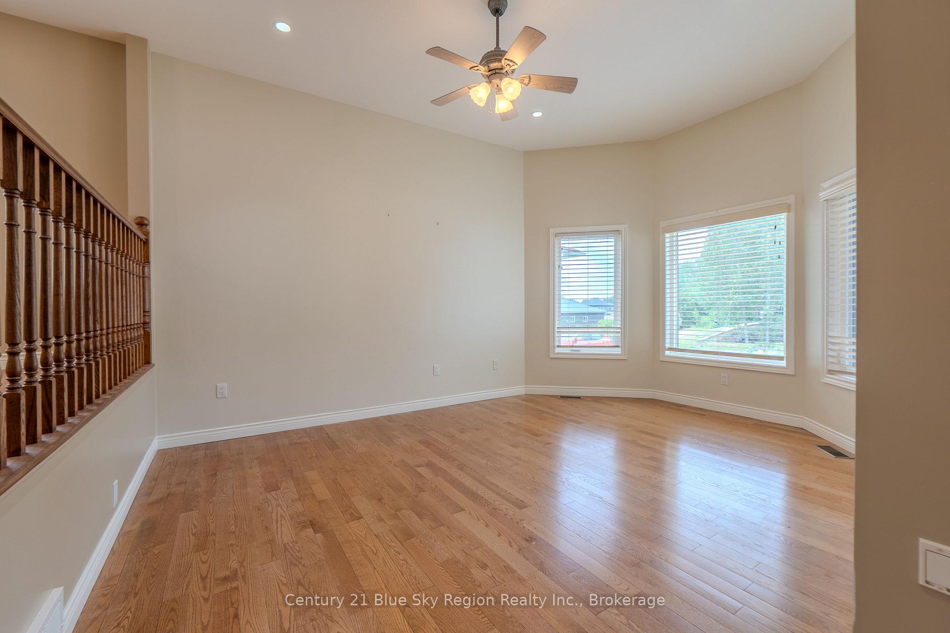 Photo 6 of 304 Osprey Crescent, Callander — HOMEH