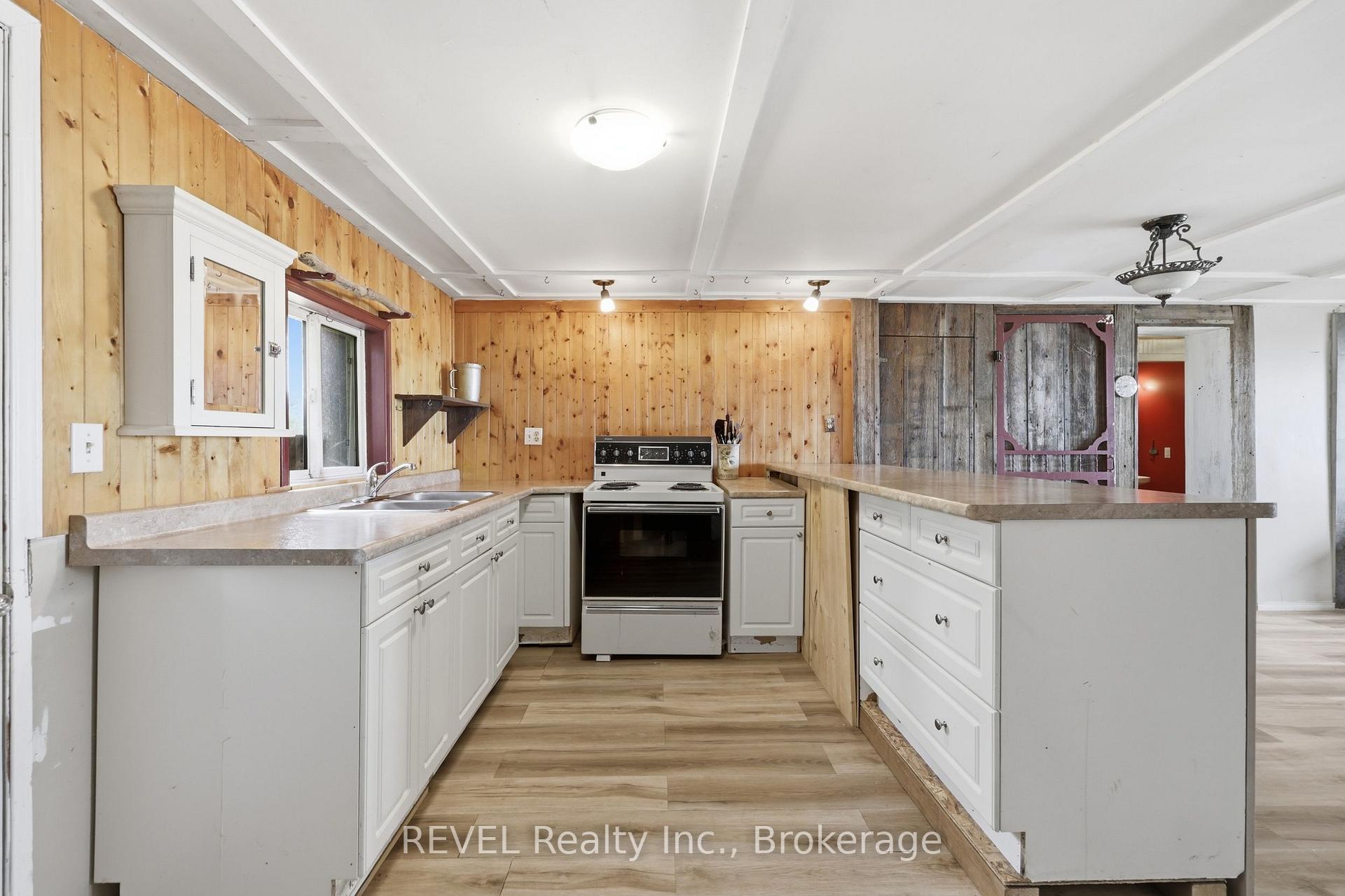 Photo 5 of 26 Lake Road, Haldimand — HOMEH