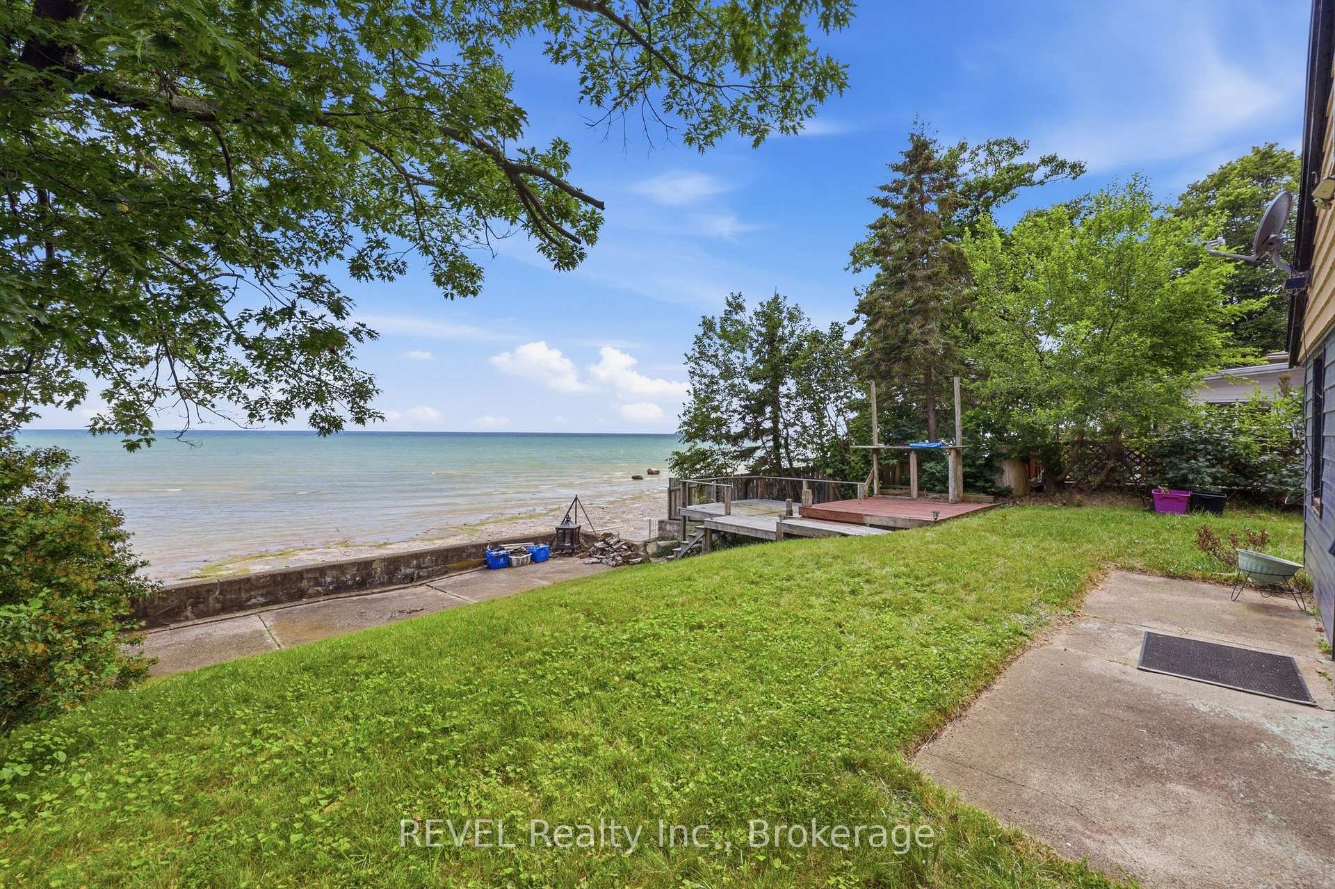 Photo 23 of 26 Lake Road, Haldimand — HOMEH