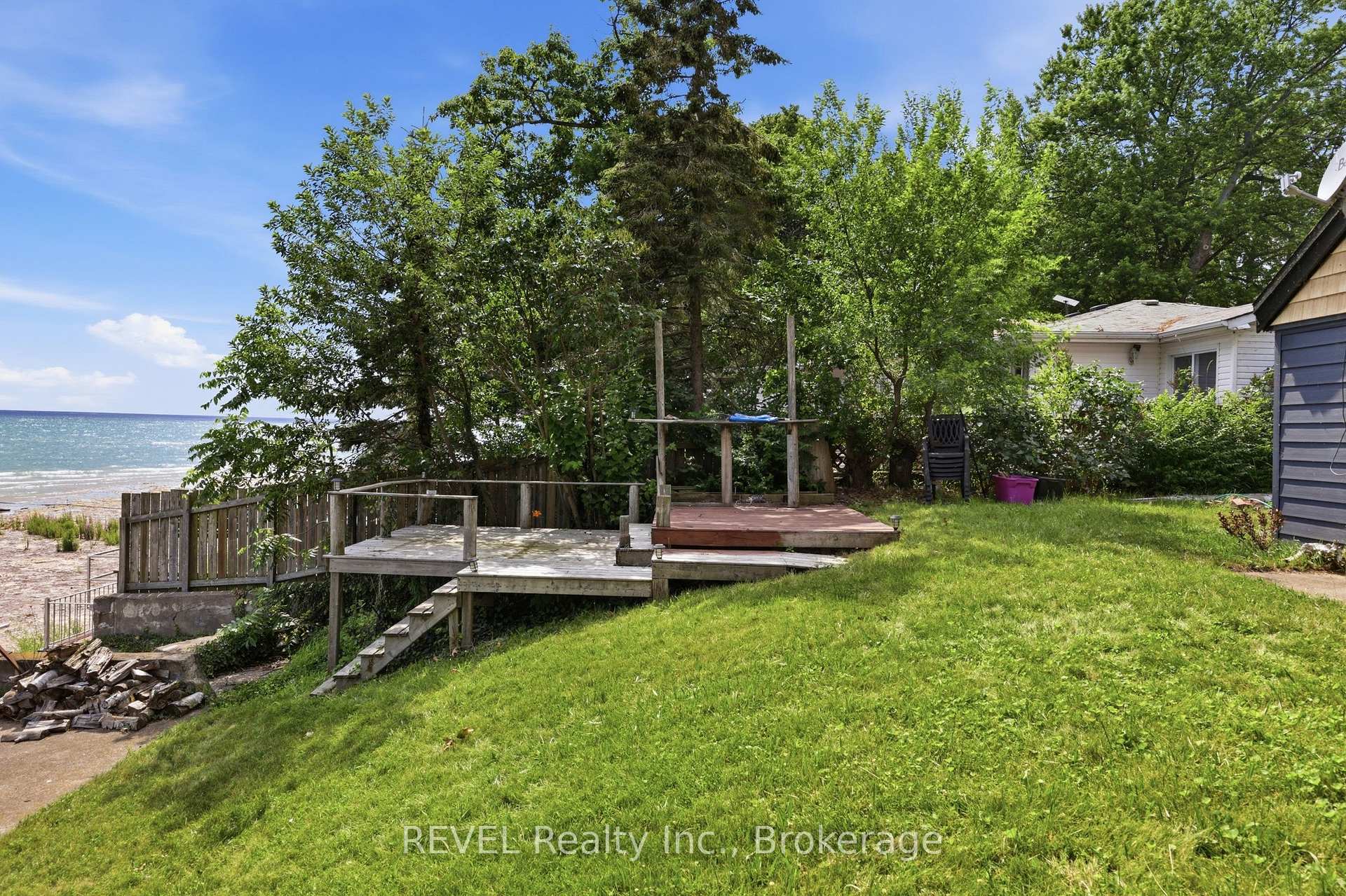 Photo 24 of 26 Lake Road, Haldimand — HOMEH