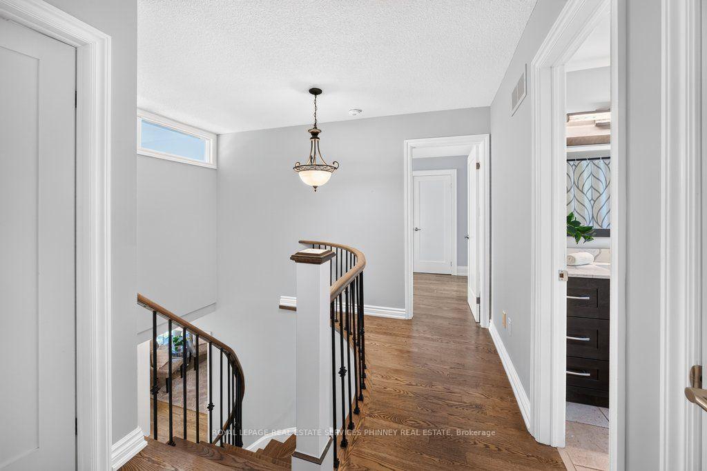 Photo 17 of 2175 Margot Street, Oakville, River Oaks — HOMEH