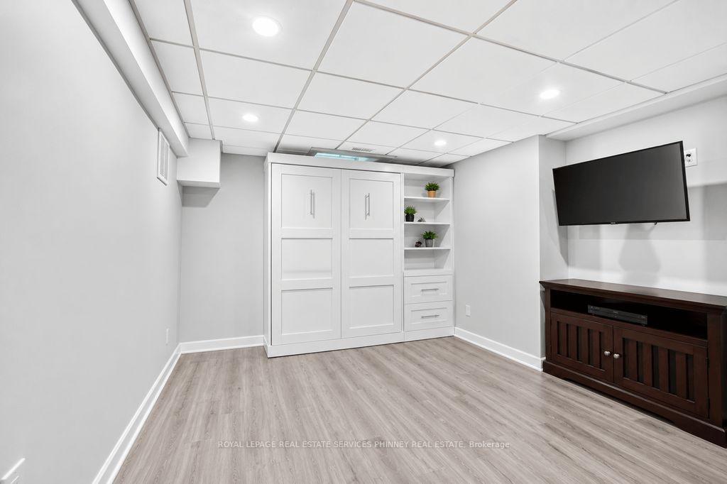 Photo 35 of 2175 Margot Street, Oakville, River Oaks — HOMEH