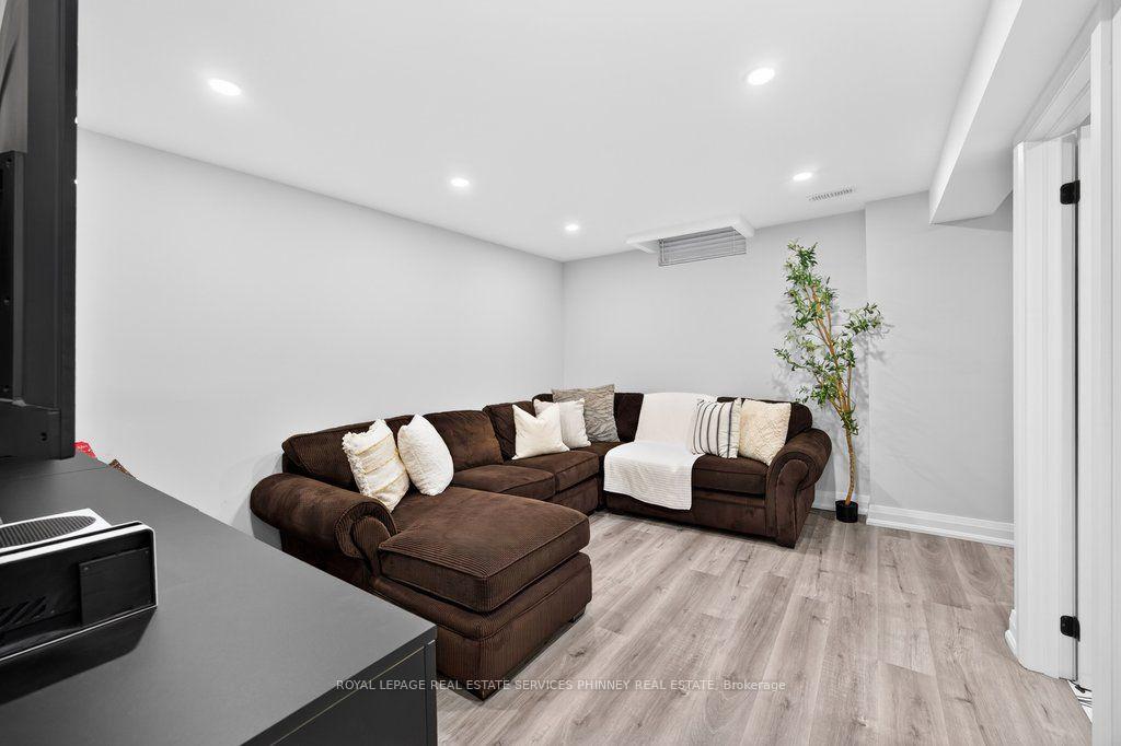Photo 38 of 2175 Margot Street, Oakville, River Oaks — HOMEH