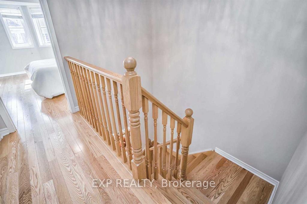 Photo 14 of 945 Sprague Place, Milton, Coates — HOMEH