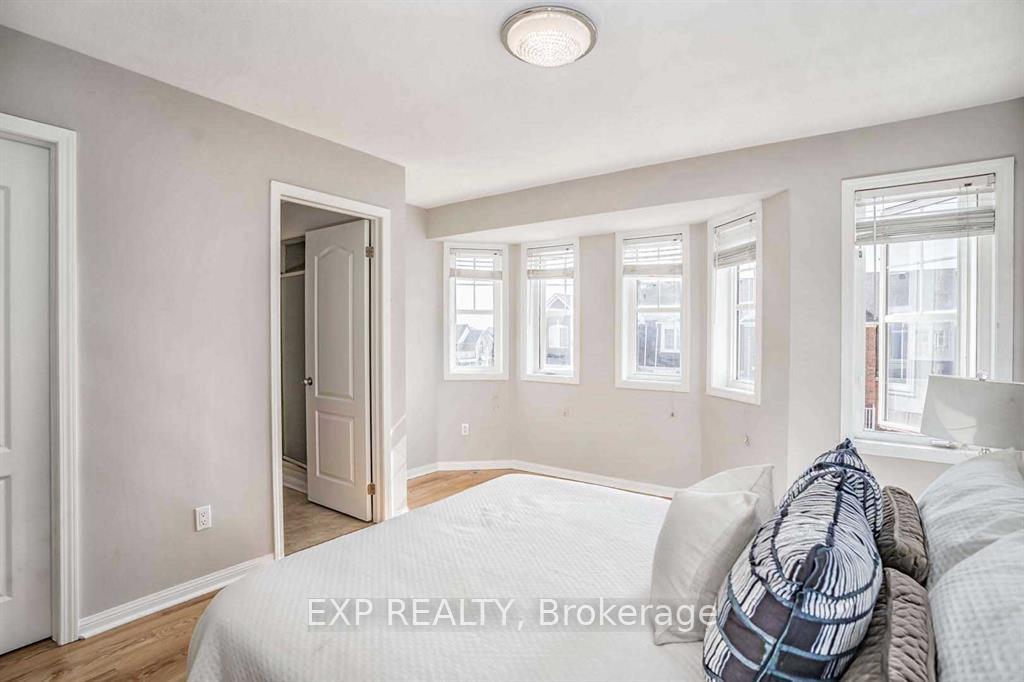 Photo 17 of 945 Sprague Place, Milton, Coates — HOMEH