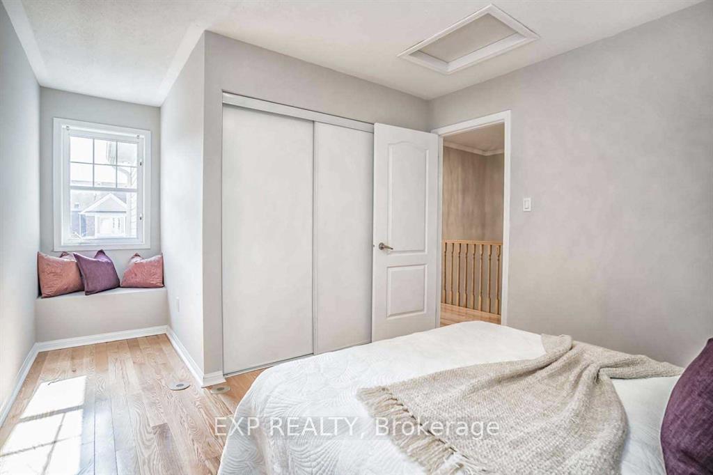 Photo 20 of 945 Sprague Place, Milton, Coates — HOMEH