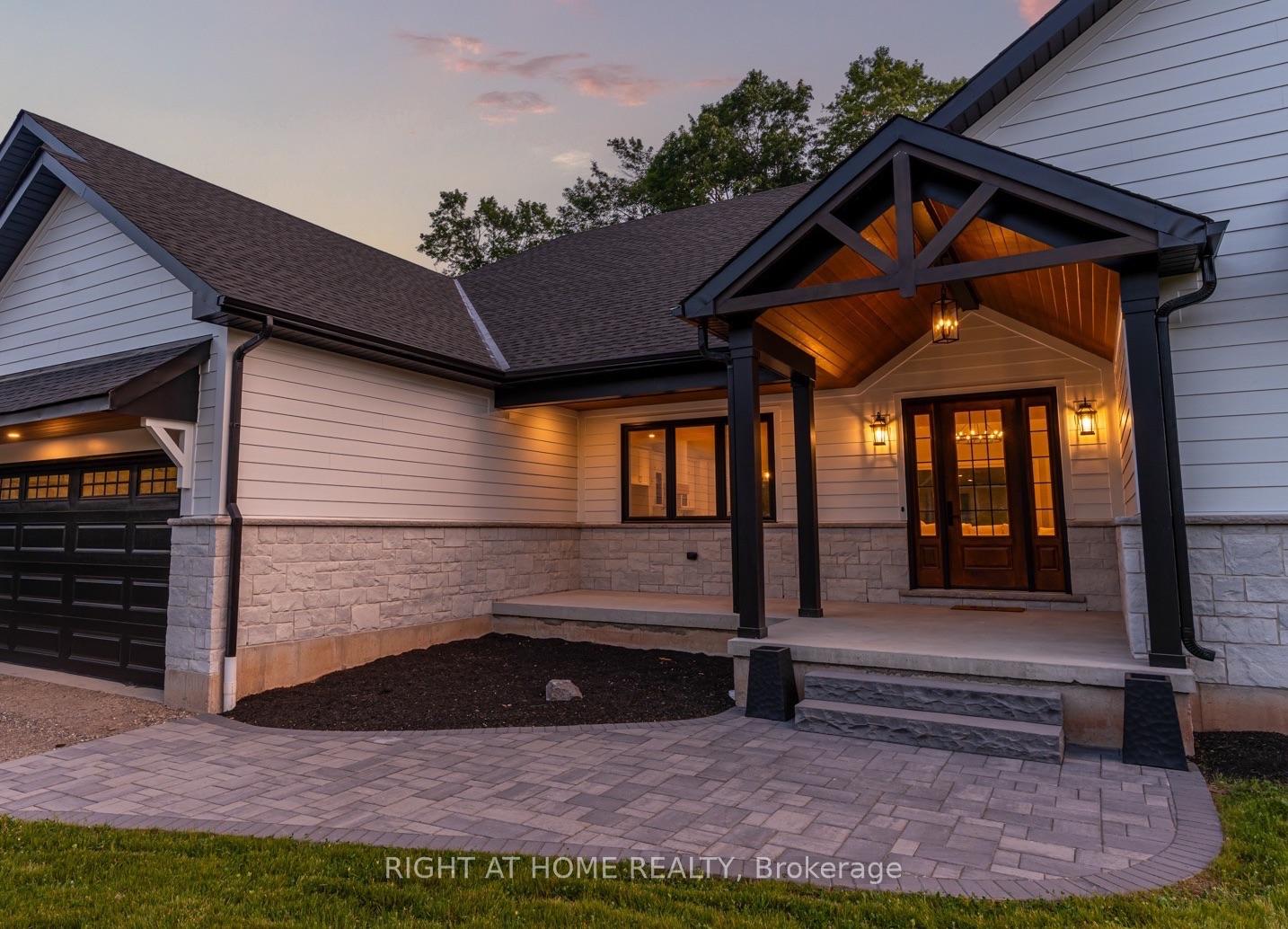 Photo 3 of 9 Maple Grove Road, Caledon, Caledon Village — HOMEH