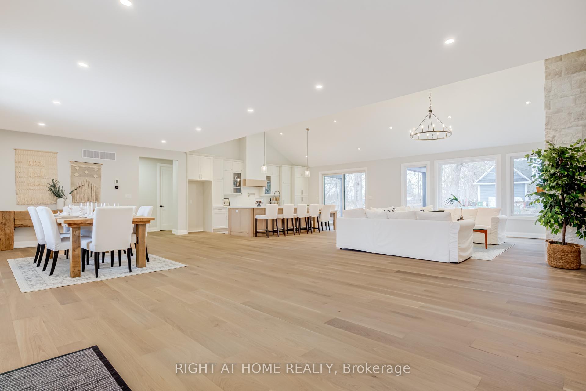 Photo 6 of 9 Maple Grove Road, Caledon, Caledon Village — HOMEH