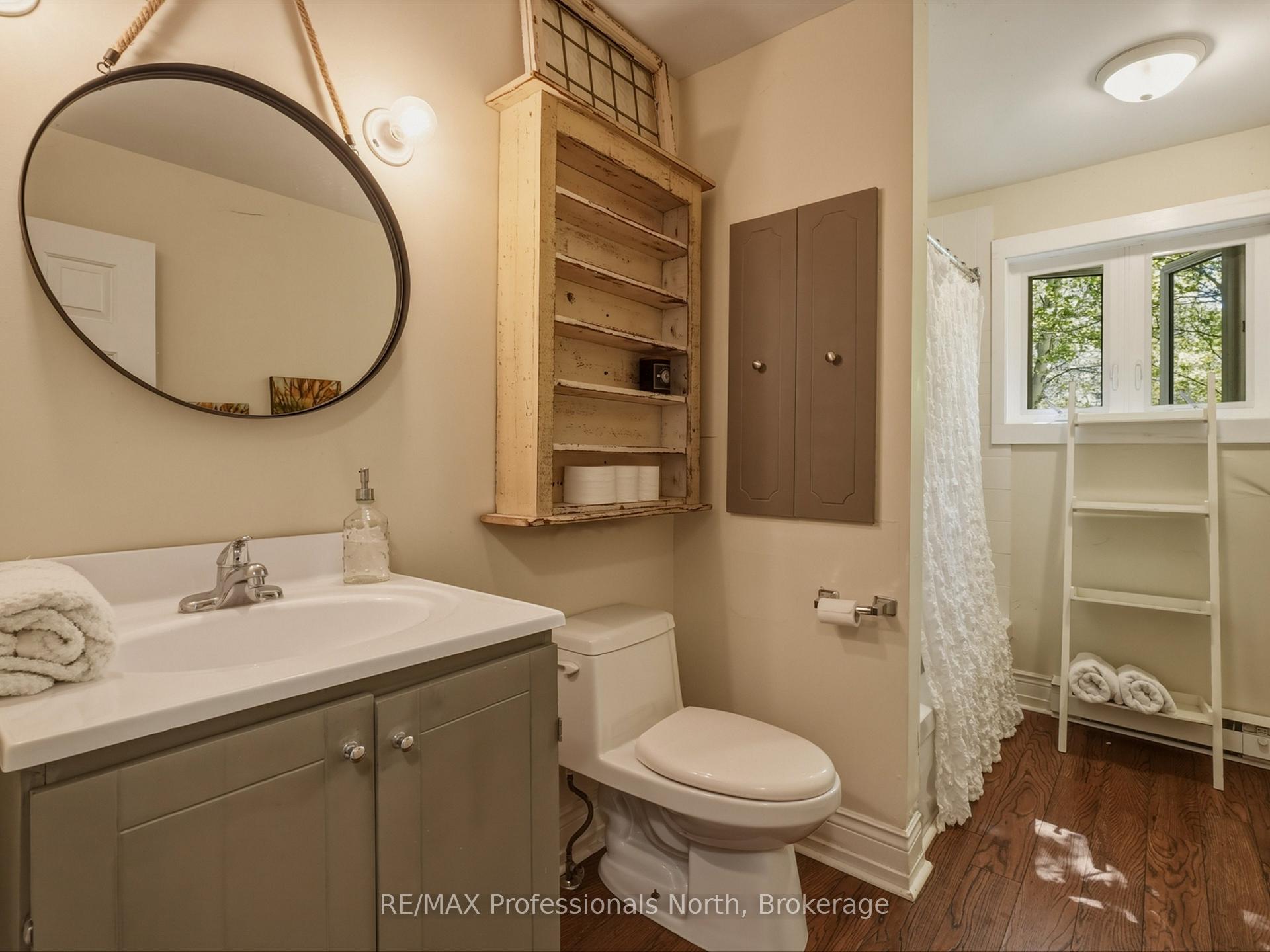 Photo 24 of 20 Macbeth Island, Bracebridge, Oakley — HOMEH