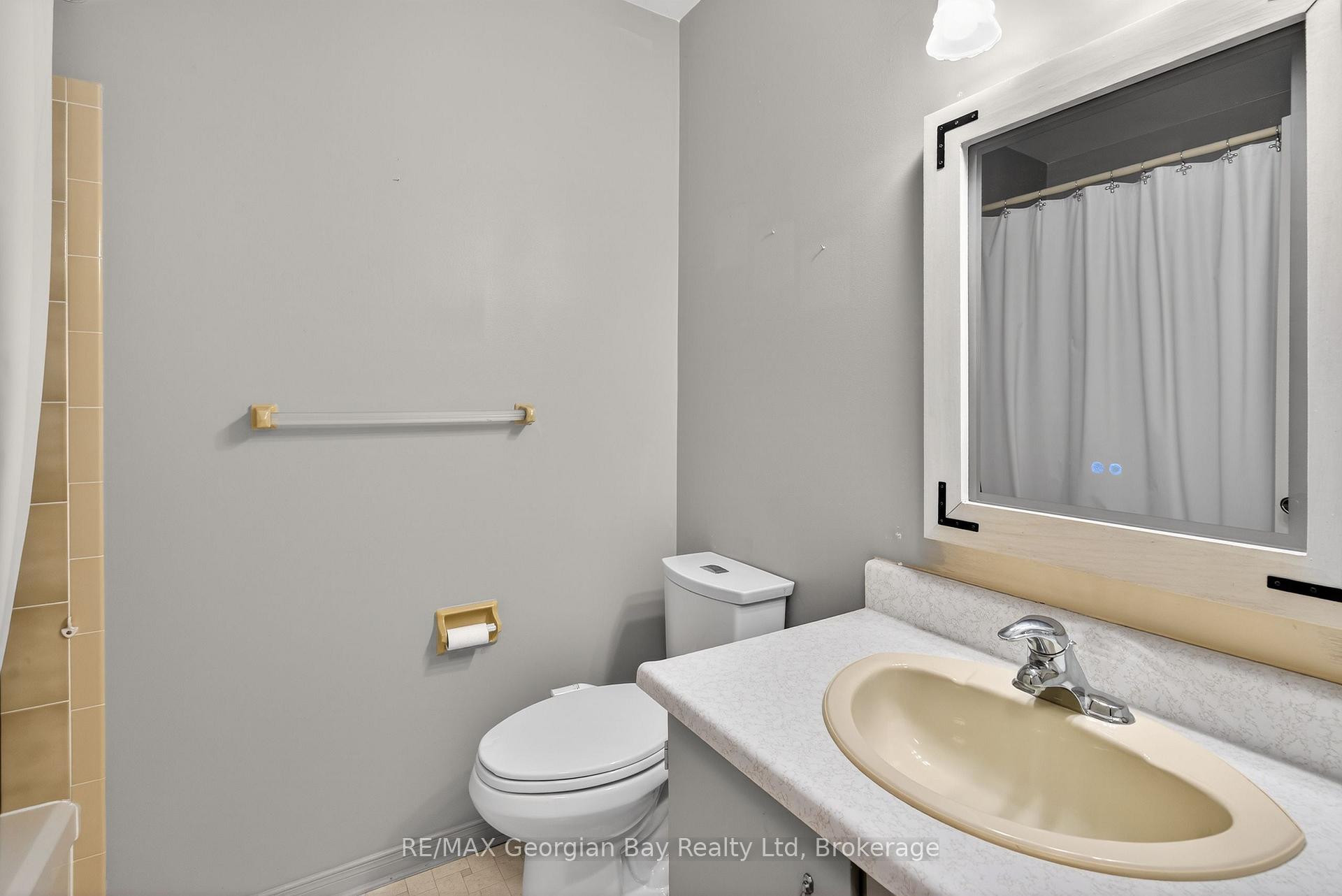 Photo 12 of 1032 Dominion Avenue, Midland — HOMEH