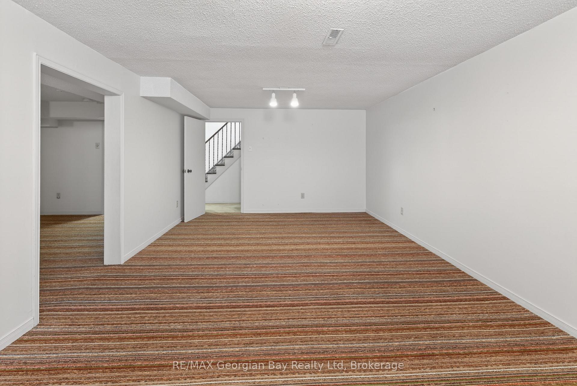 Photo 22 of 1032 Dominion Avenue, Midland — HOMEH