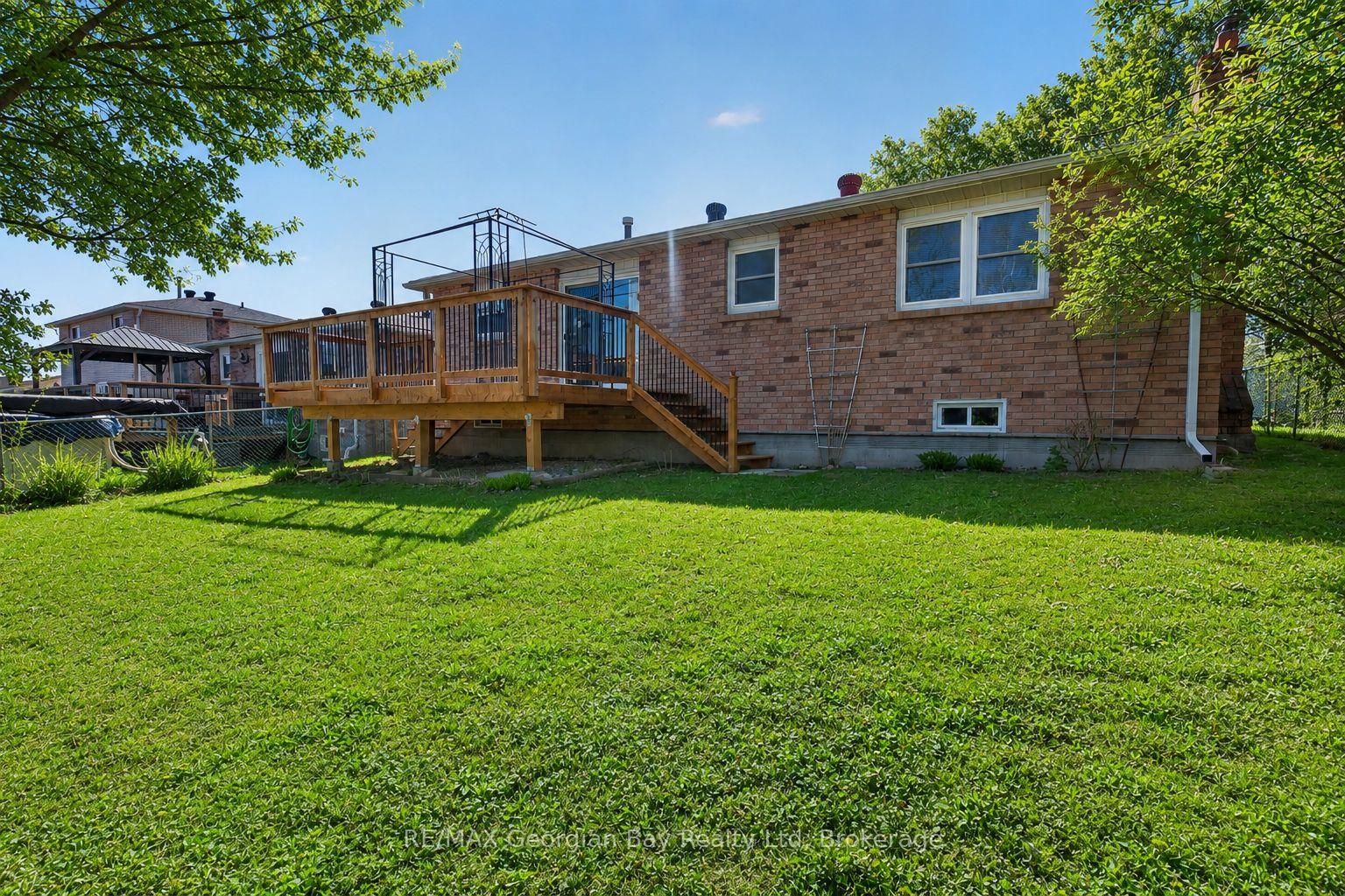 Photo 28 of 1032 Dominion Avenue, Midland — HOMEH