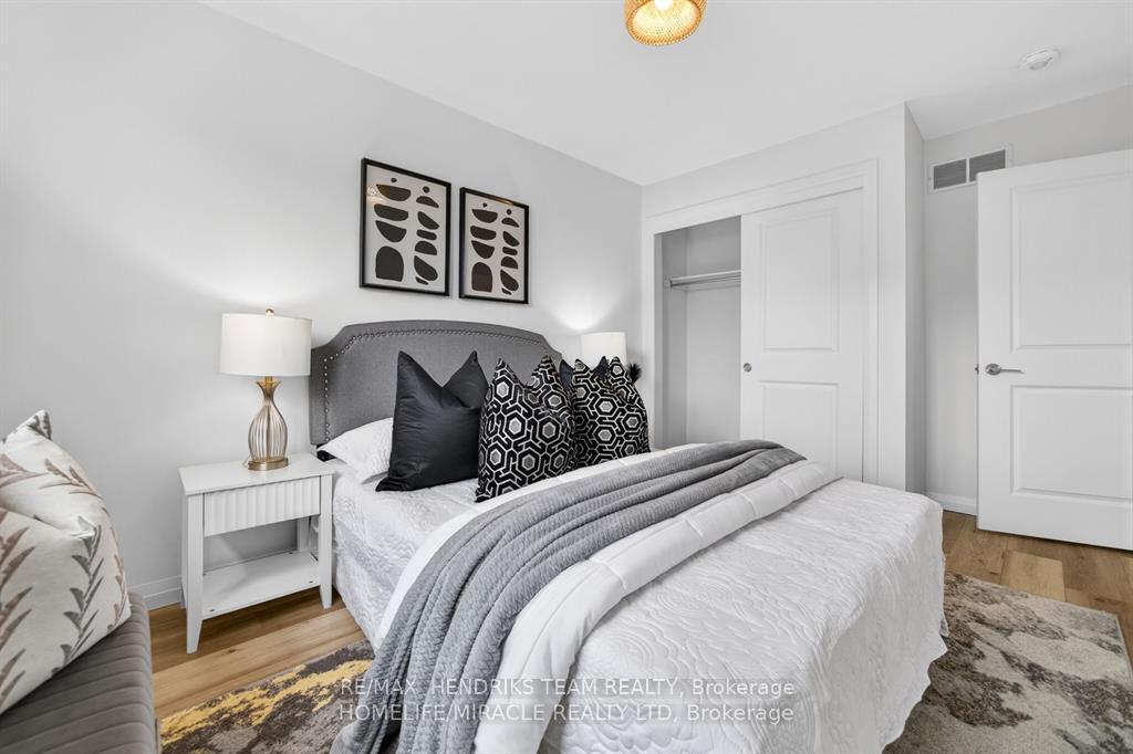 Photo 21 of 7353 Marvel Drive, Niagara Falls, Brown — HOMEH