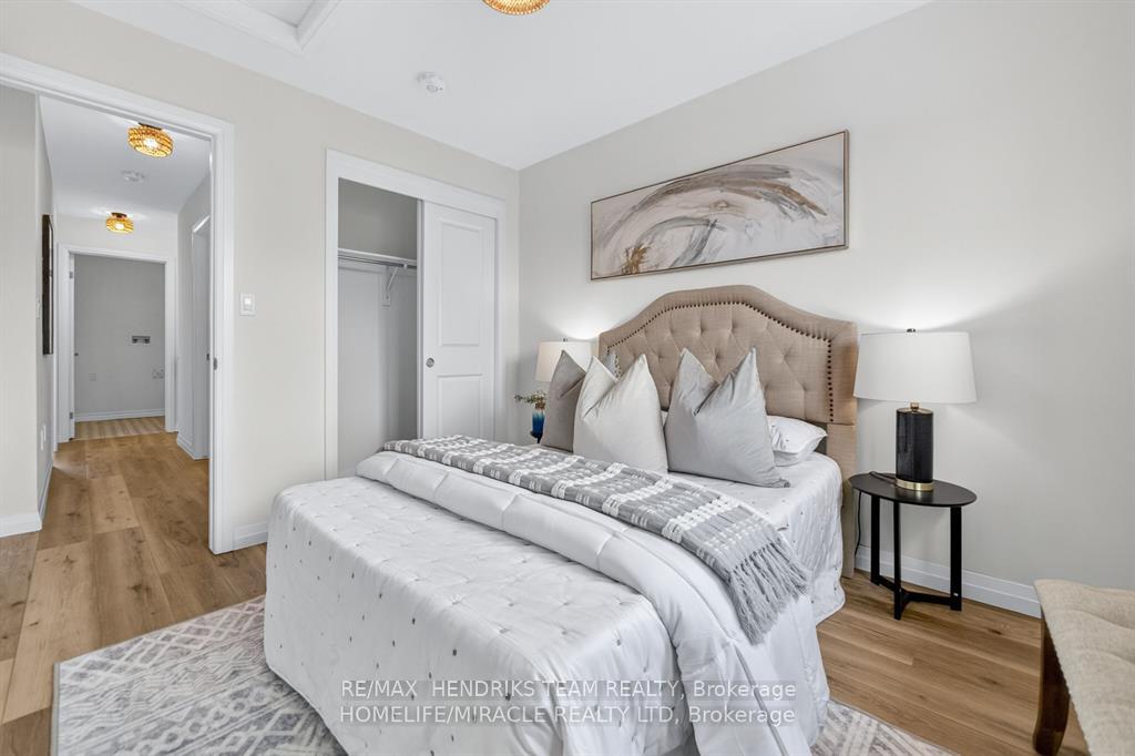 Photo 23 of 7353 Marvel Drive, Niagara Falls, Brown — HOMEH
